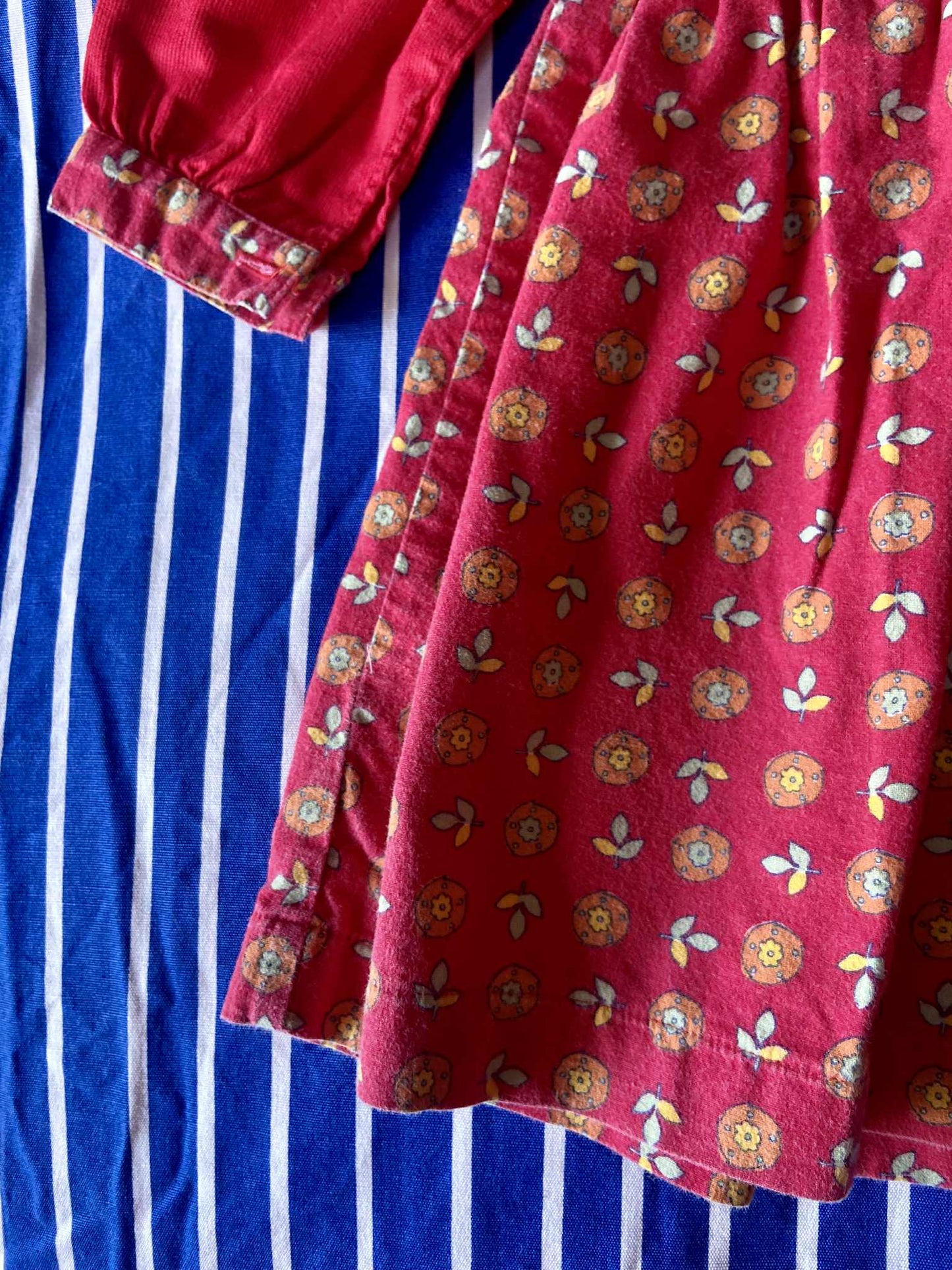 Robe rouge vintage FLEURS AUTOMNE