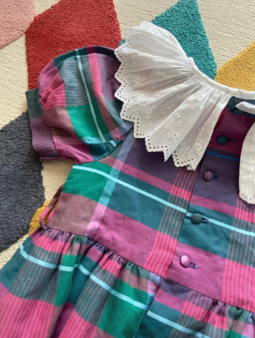 Robe vintage colerette brodée