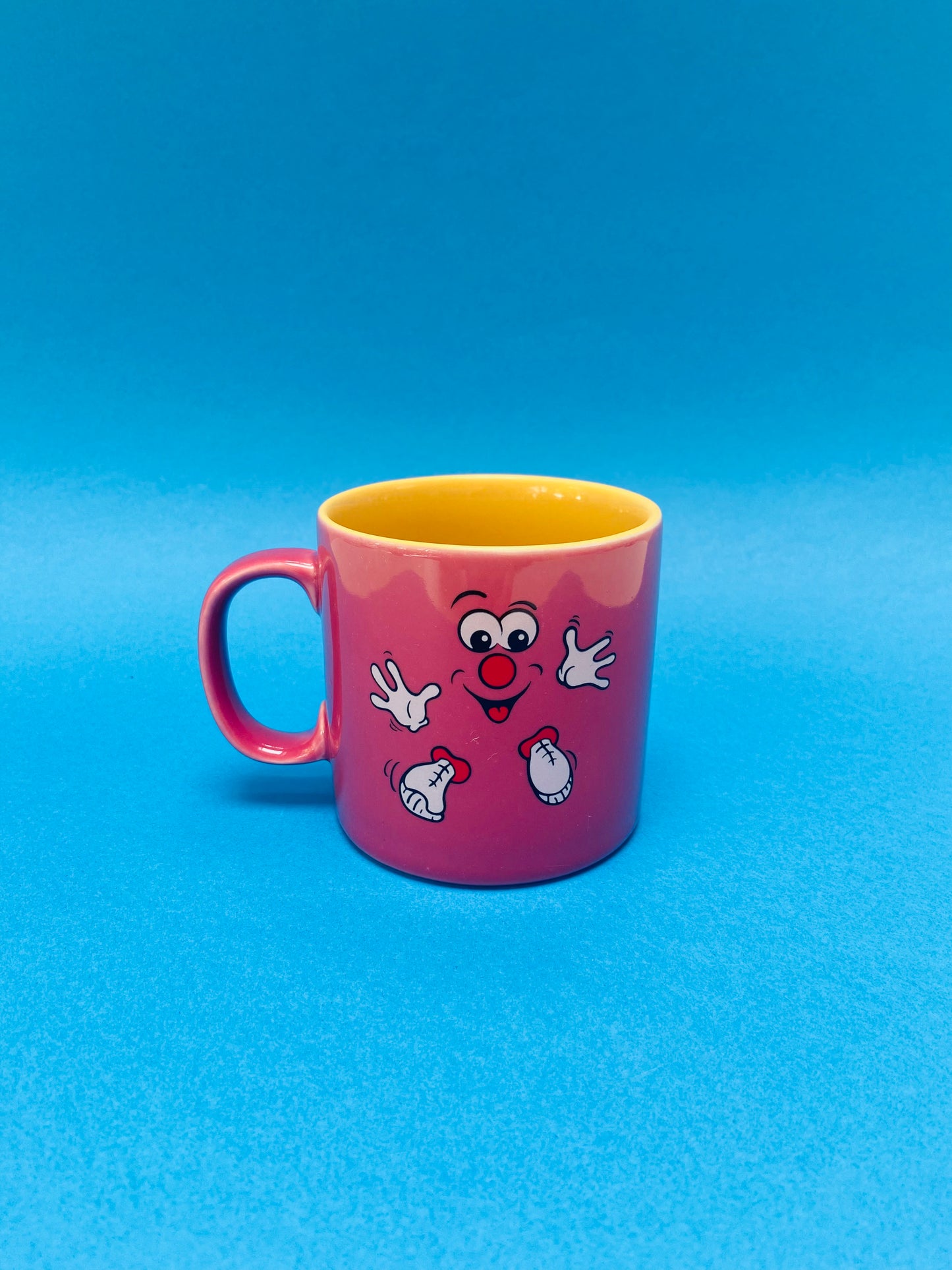 Mug bi-goût rose/jaune « COUCOU »