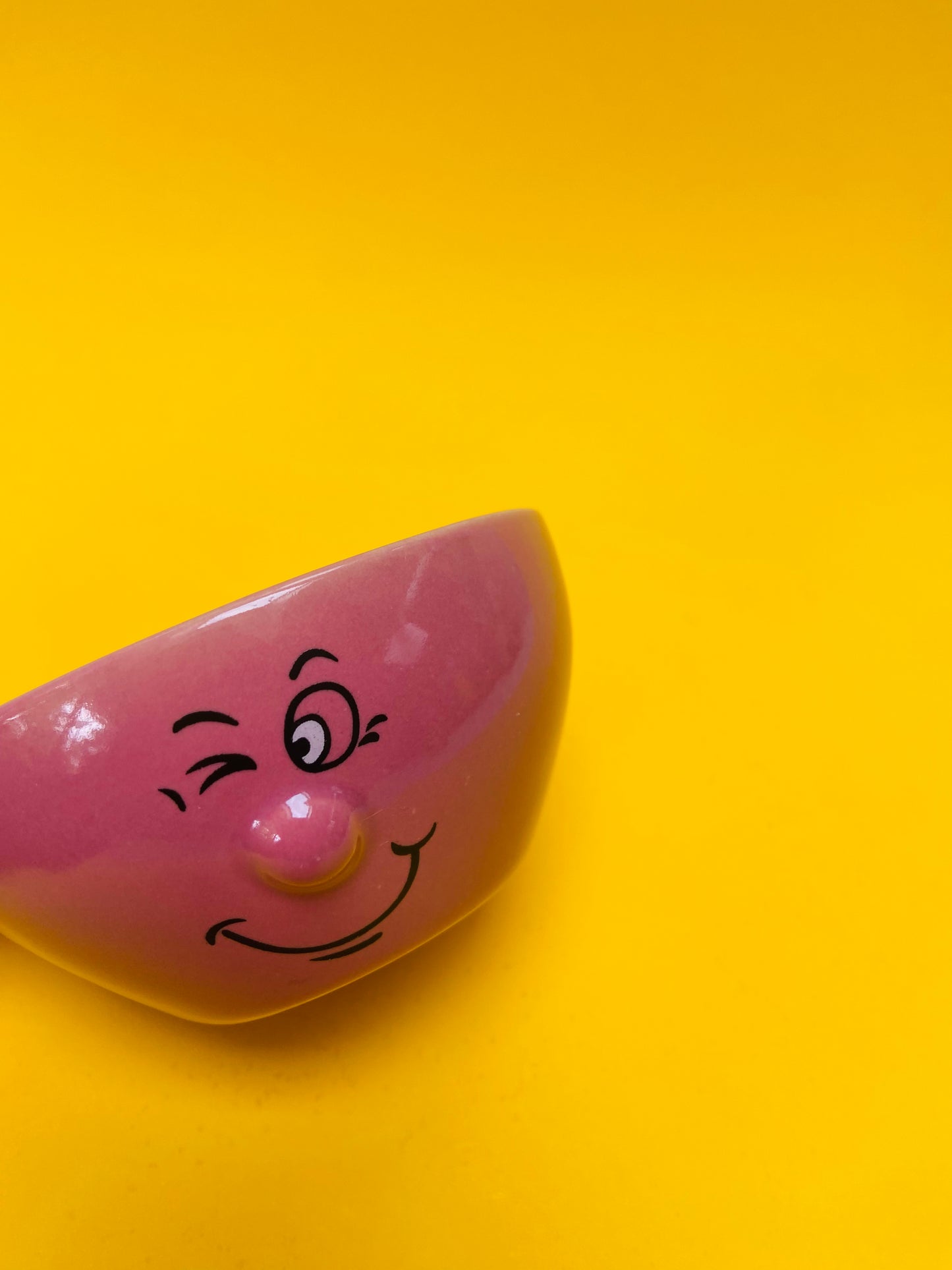 Petit bol rose « CLIN D’ŒIL »