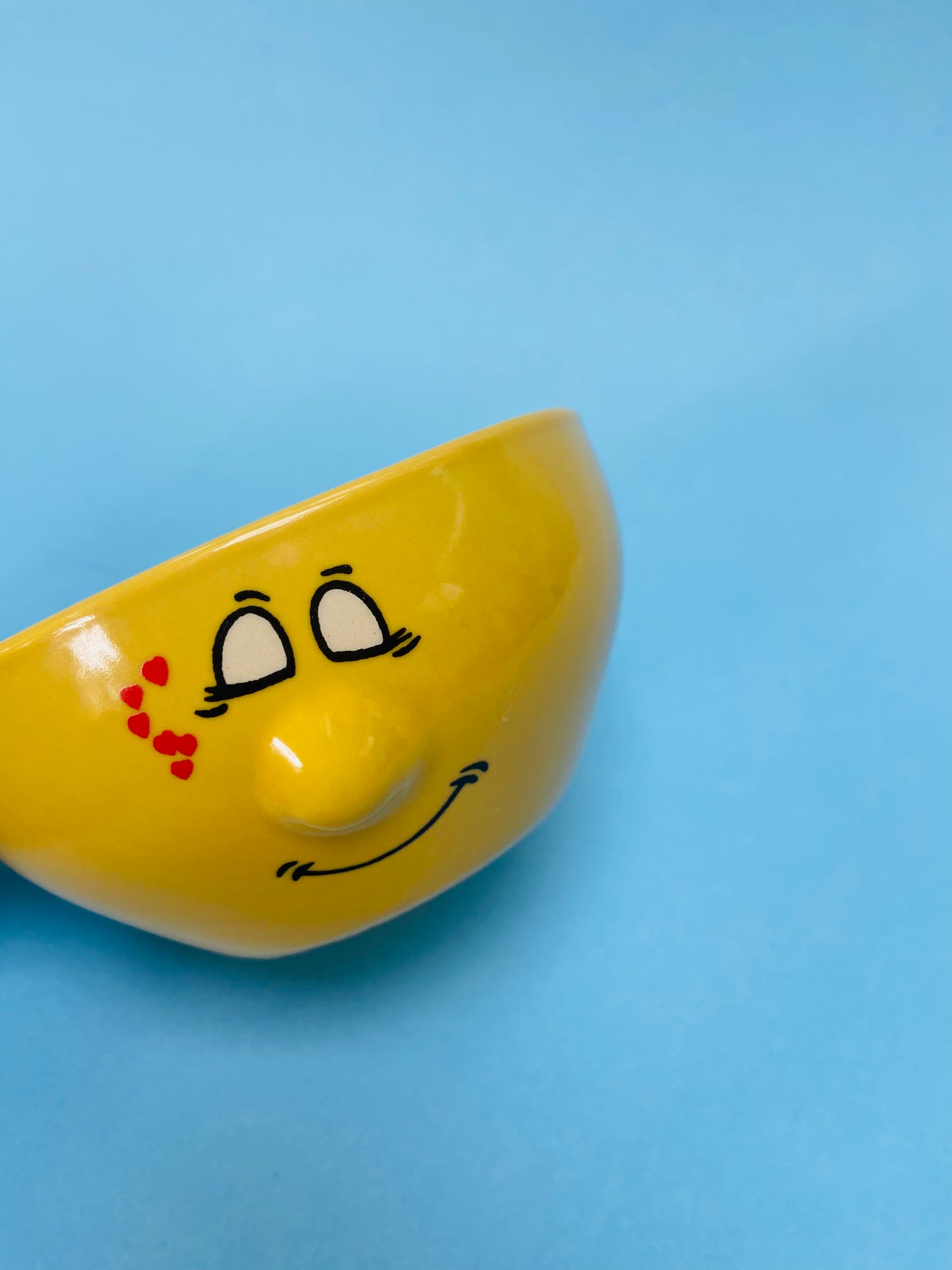 Petit bol jaune « LOVEUR »