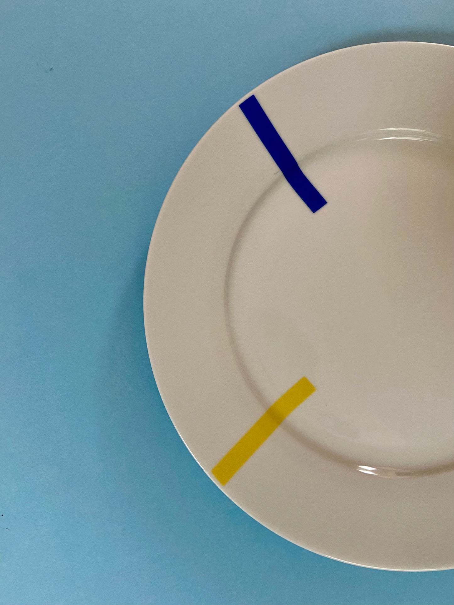 Grande assiette BENETTON couleurs primaires