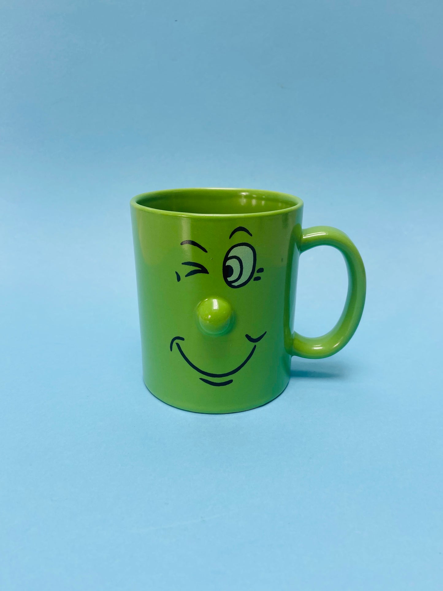 Mug vert pomme « CLIN D’ŒIL »