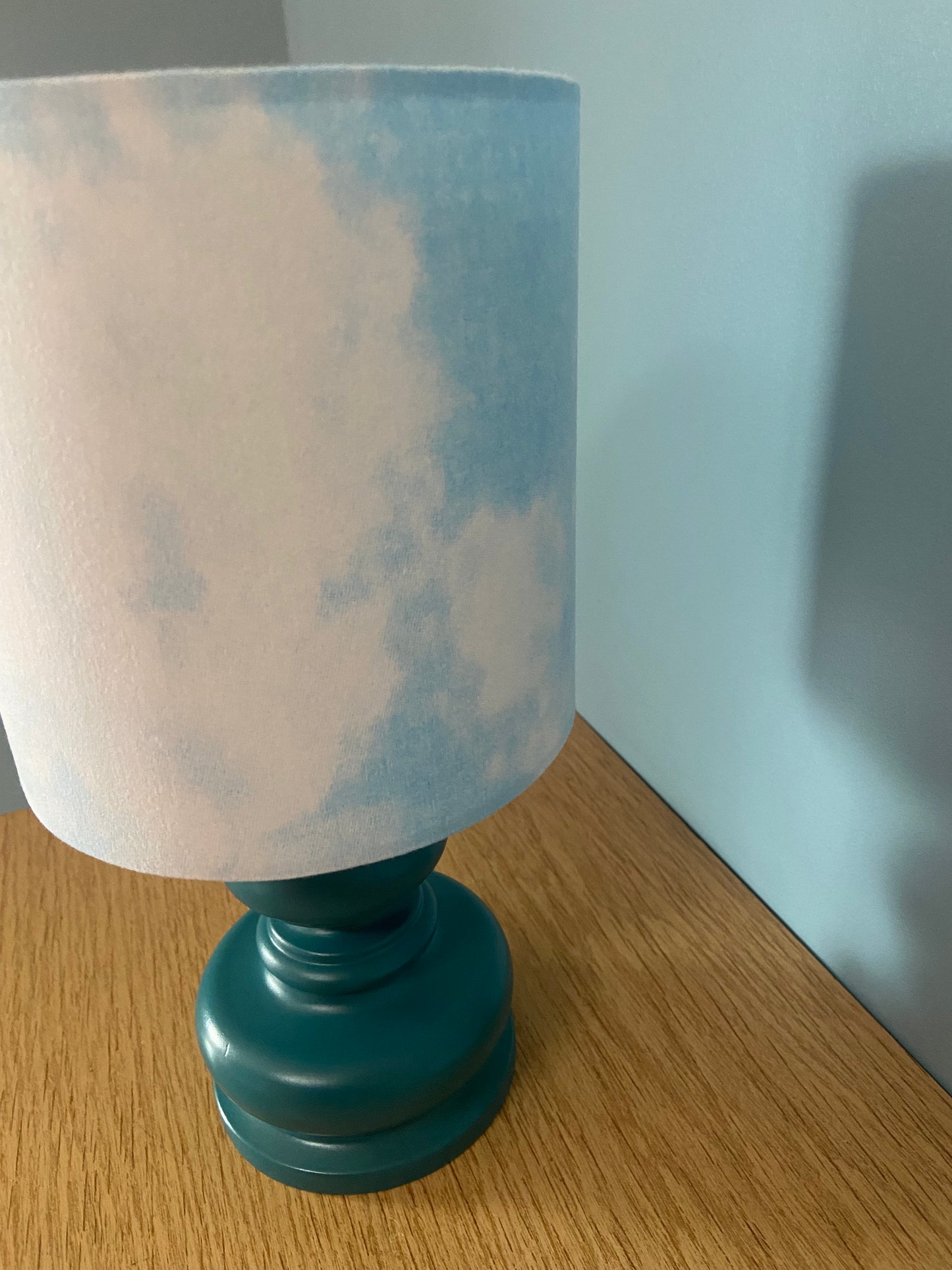 Lampe Créa CHACH pied bleu canard abat-jour CIEL