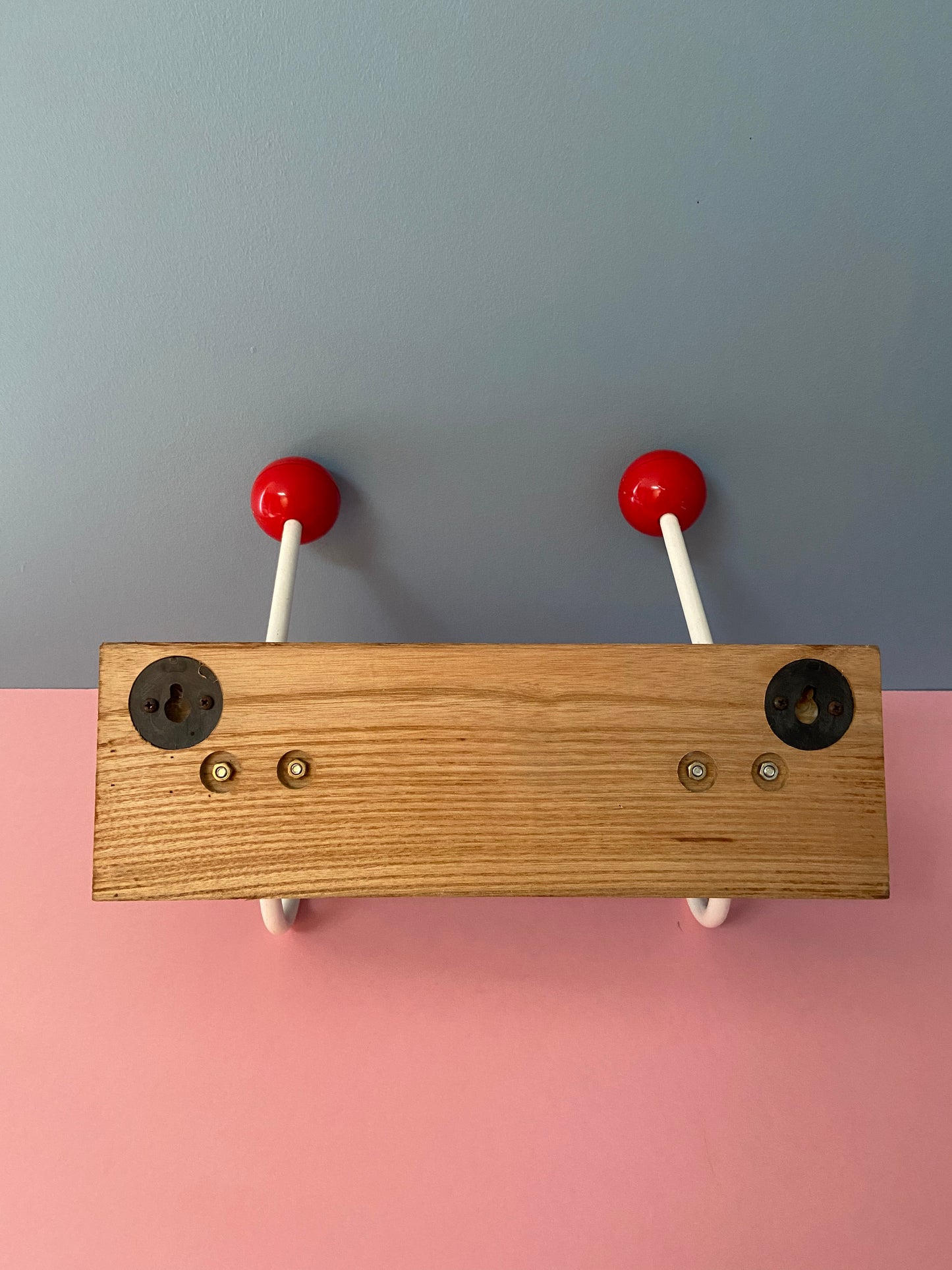 Patère vintage 4 boules ROUGE