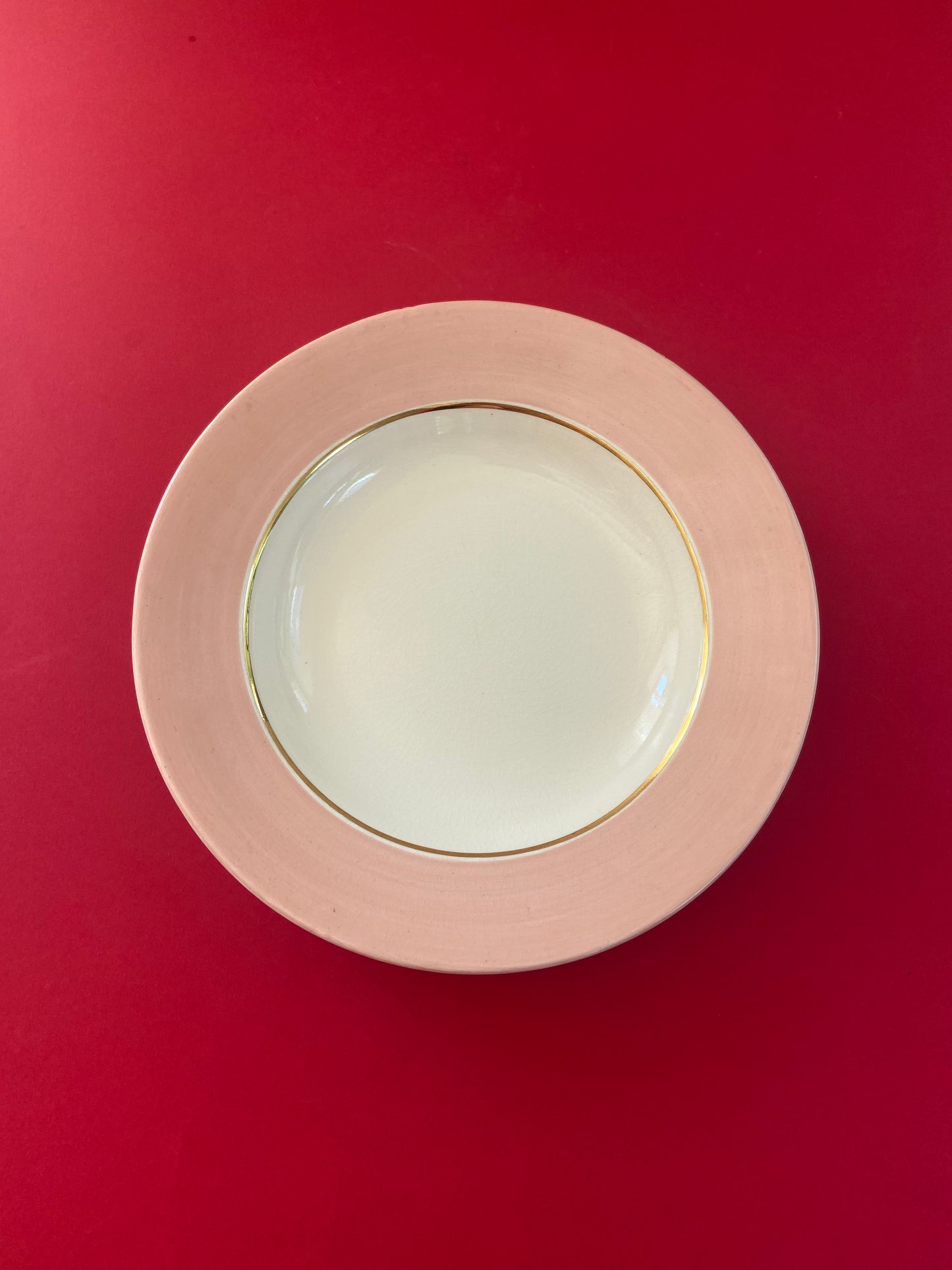 Assiette creuse ROSE pâle et dorure