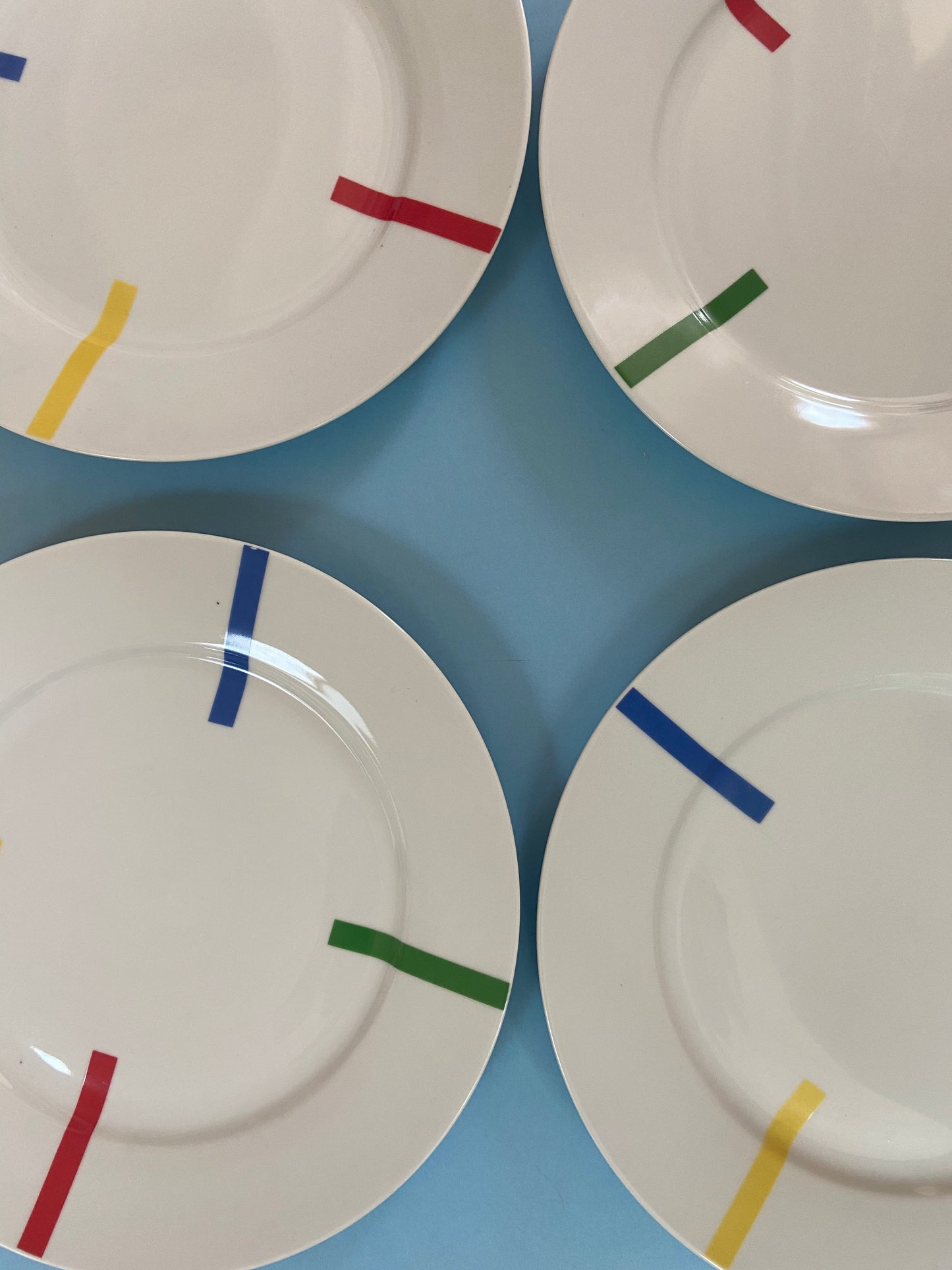 Grande assiette BENETTON couleurs primaires
