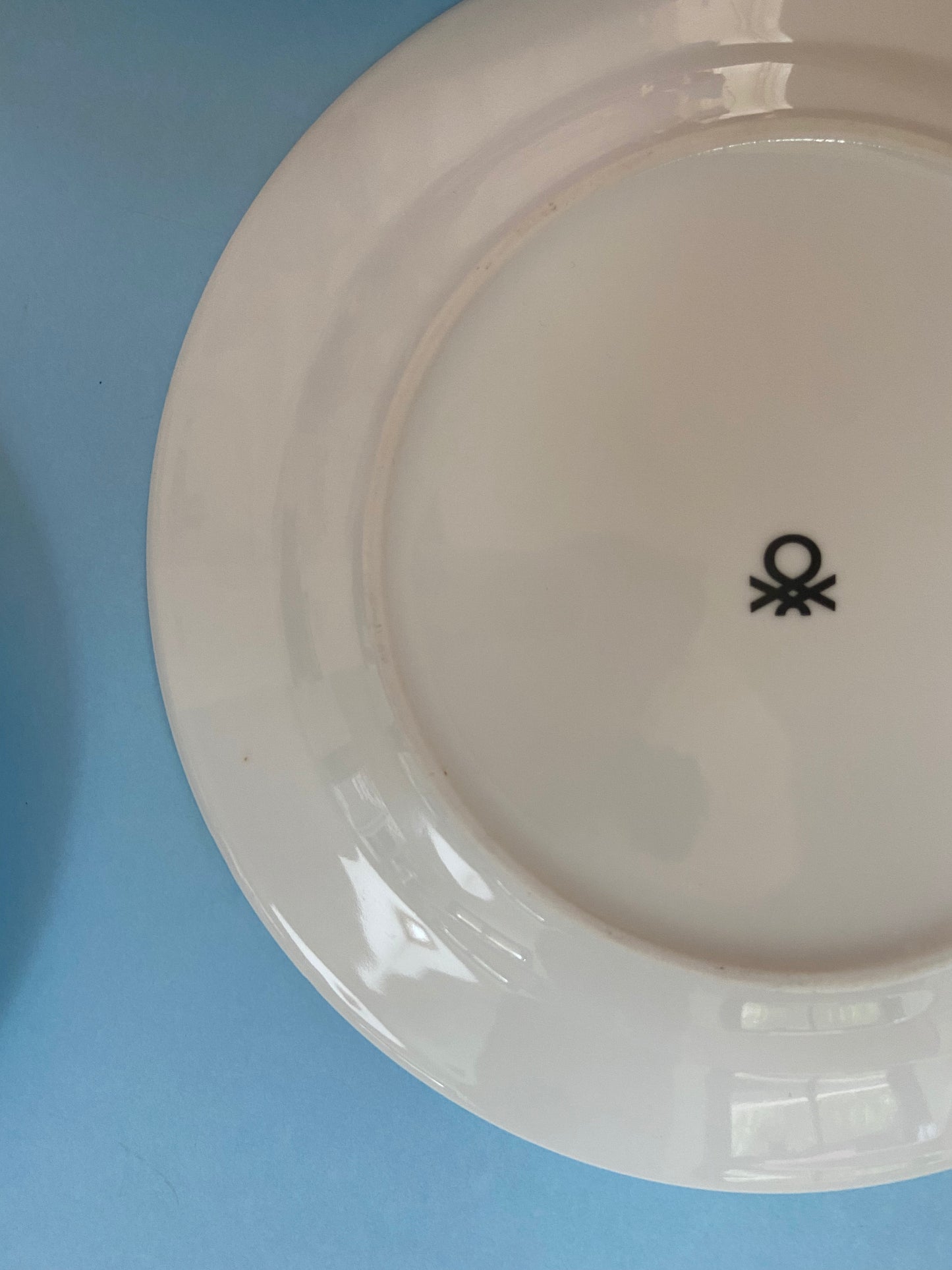 Grande assiette BENETTON couleurs primaires