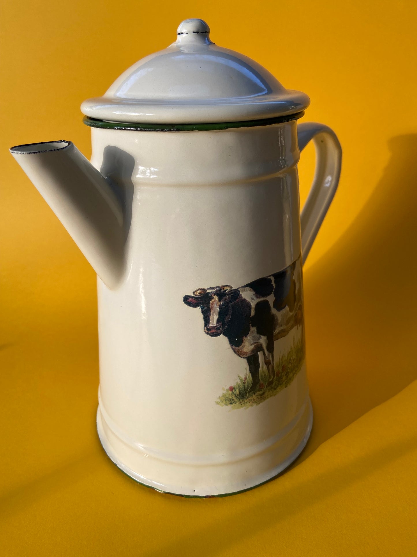 Old enameled coffee pot VACHÉ