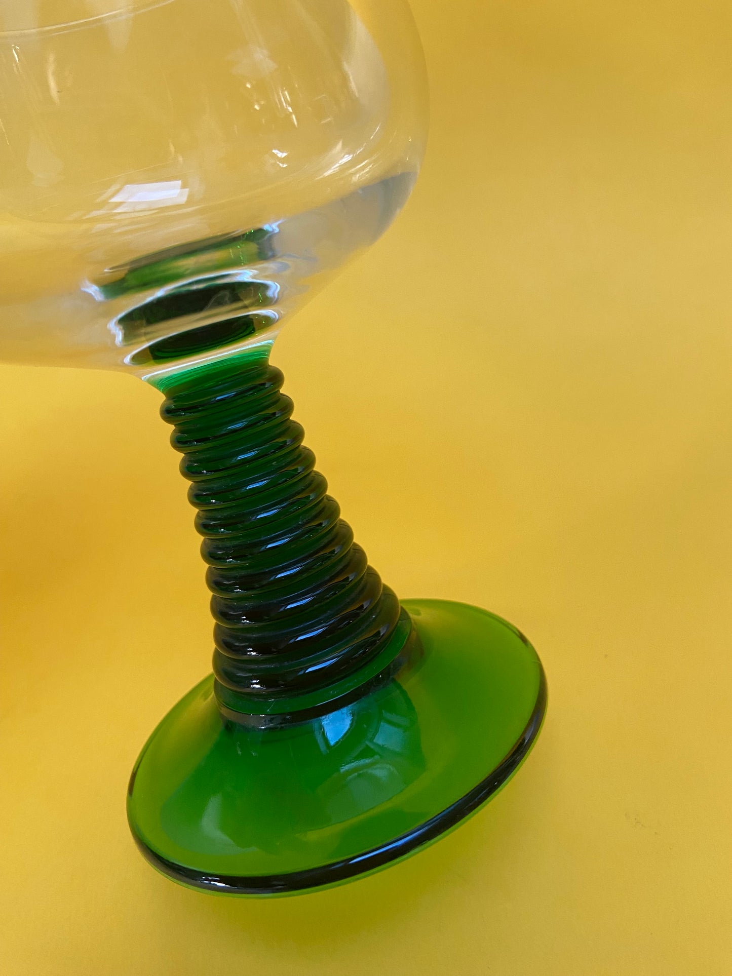 LUMINARC Ribbed Green Stemmed Glass
