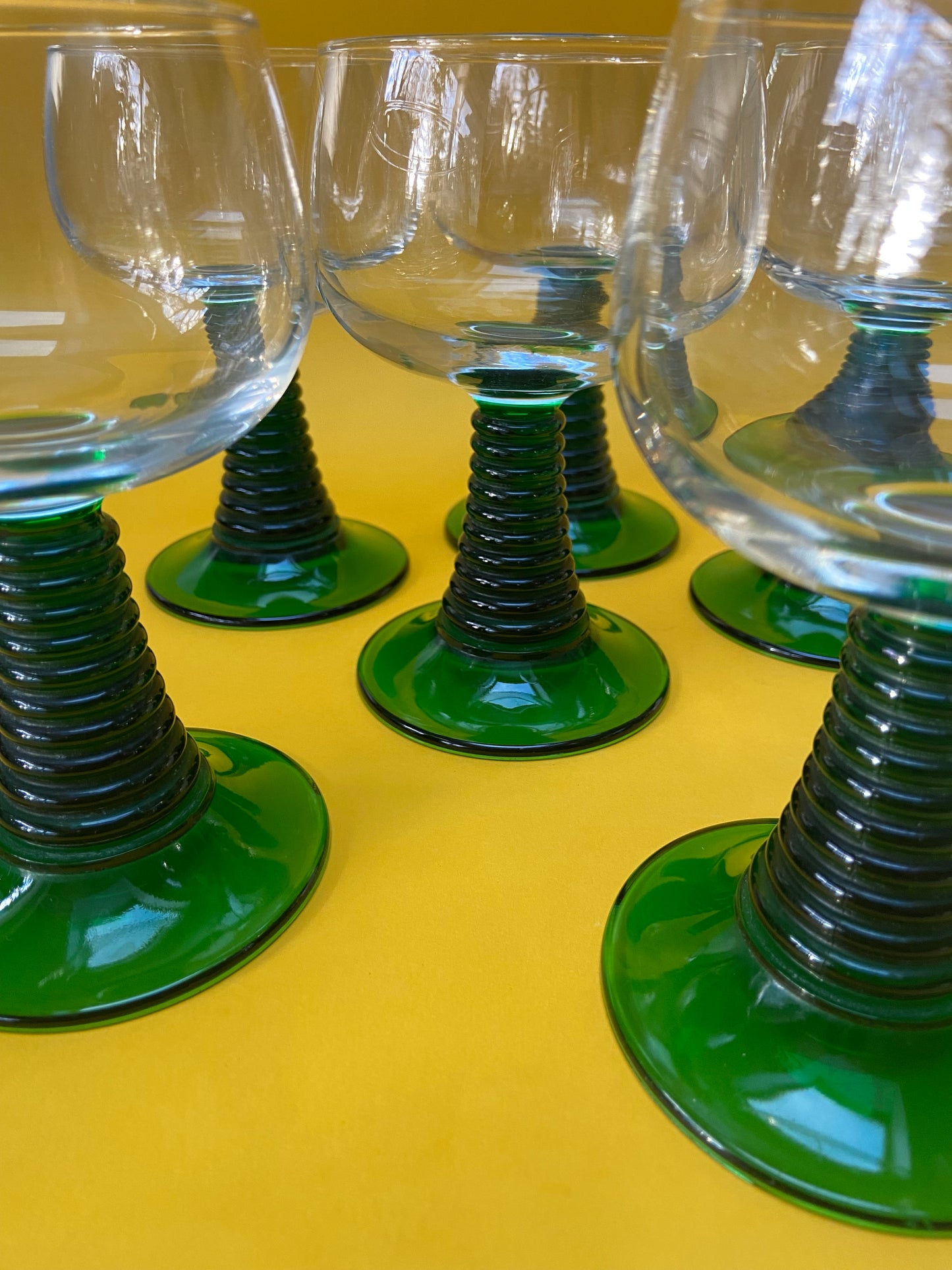 LUMINARC Ribbed Green Stemmed Glass