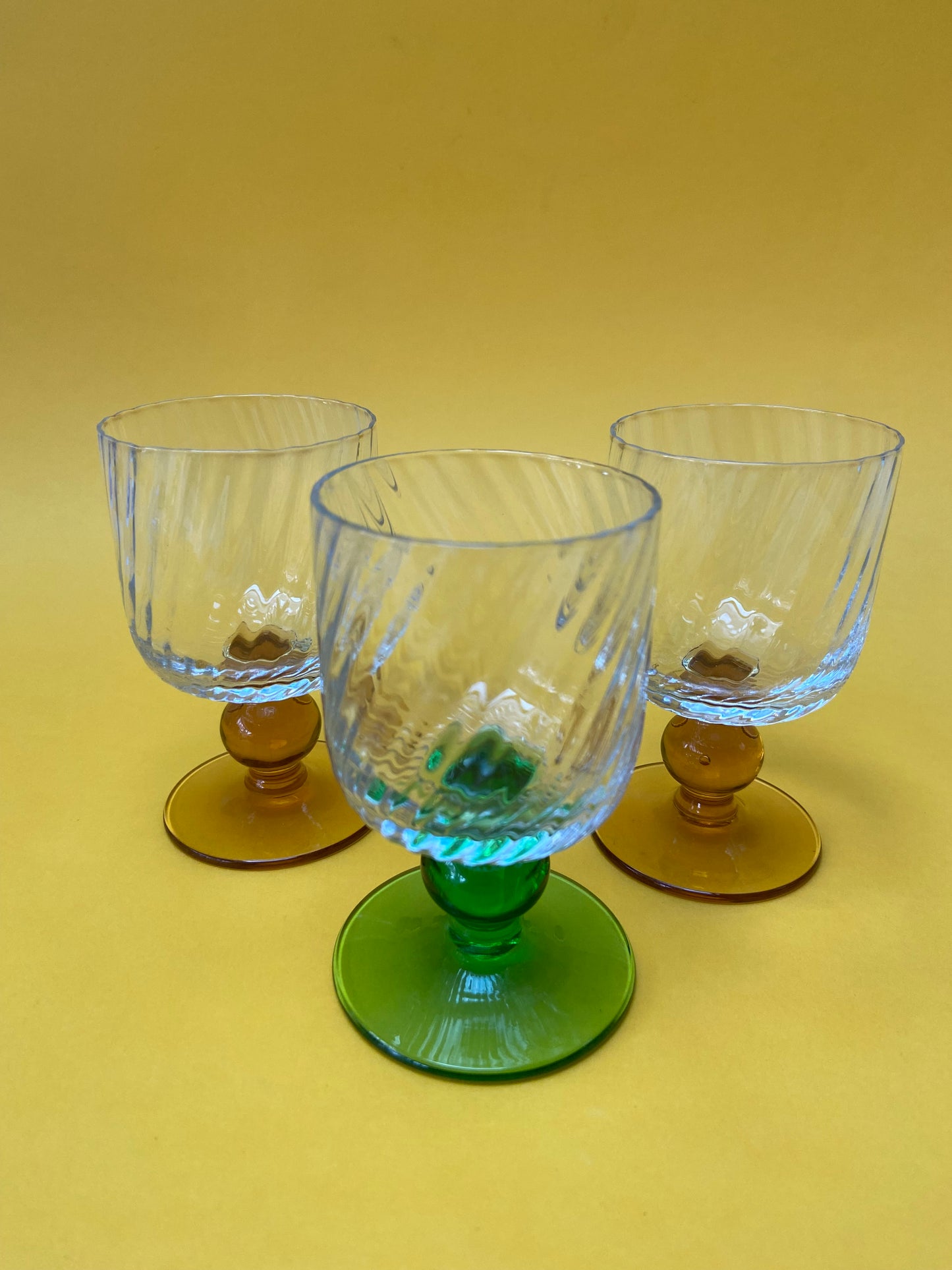 3 verres à digestif AMBRE/VERT