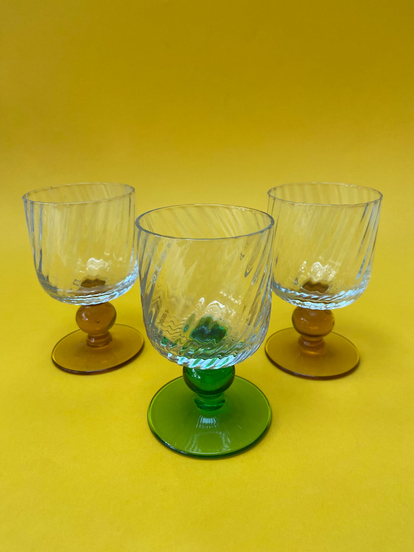 3 verres à digestif AMBRE/VERT