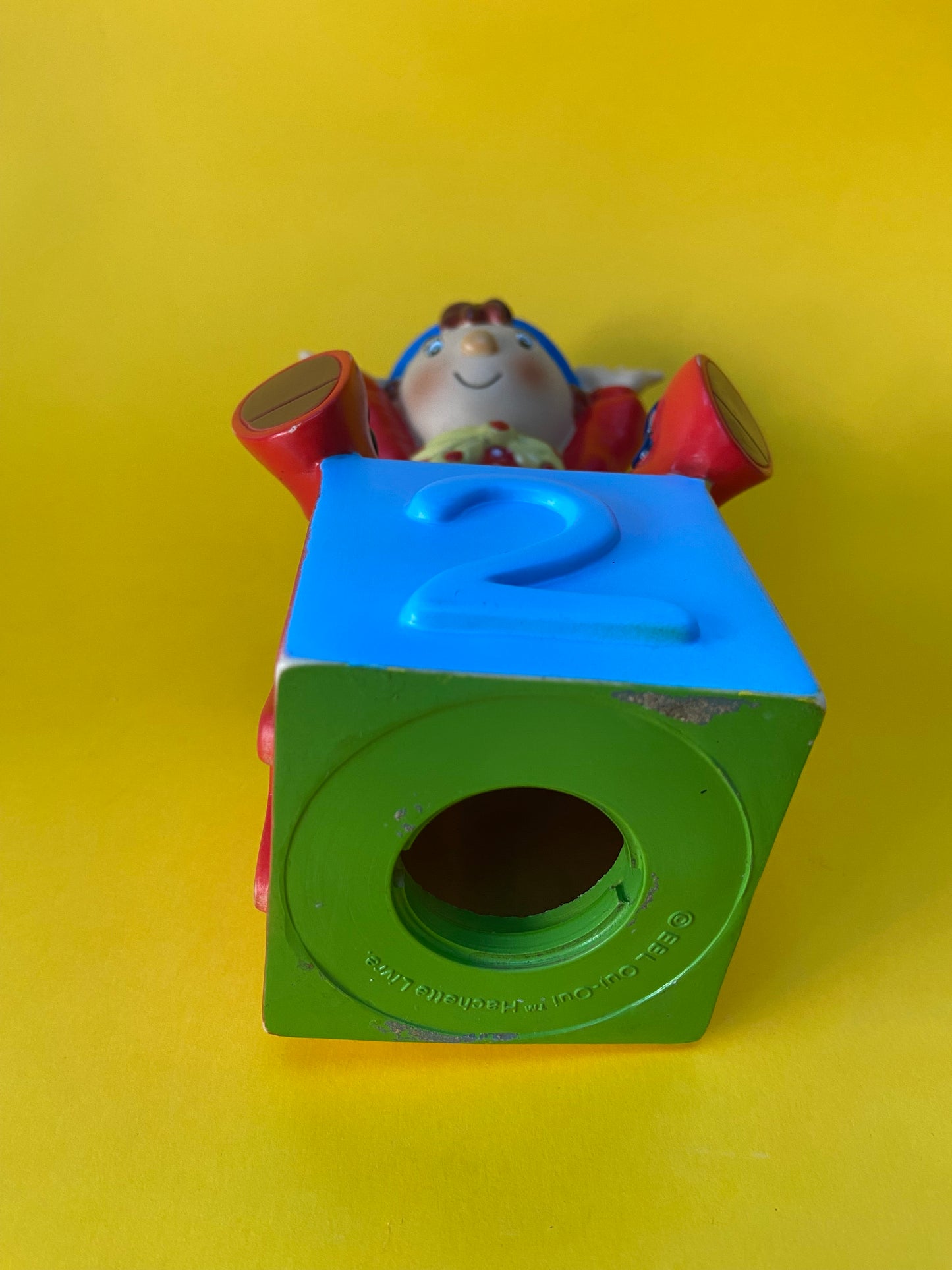 Tirelire OUI OUI Hachette