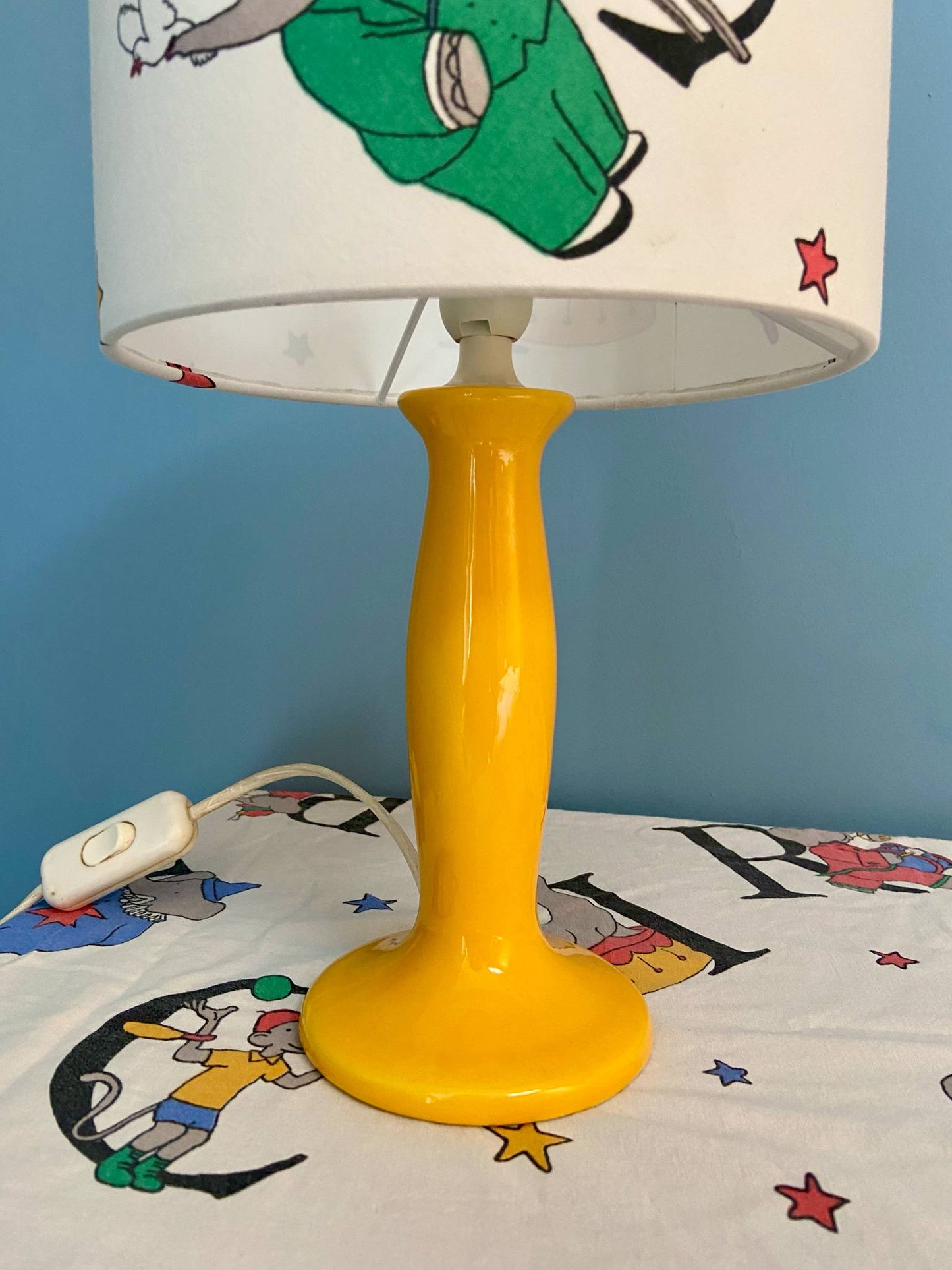 Lampe créa CHACH pied céramique jaune abat-jour BABAR