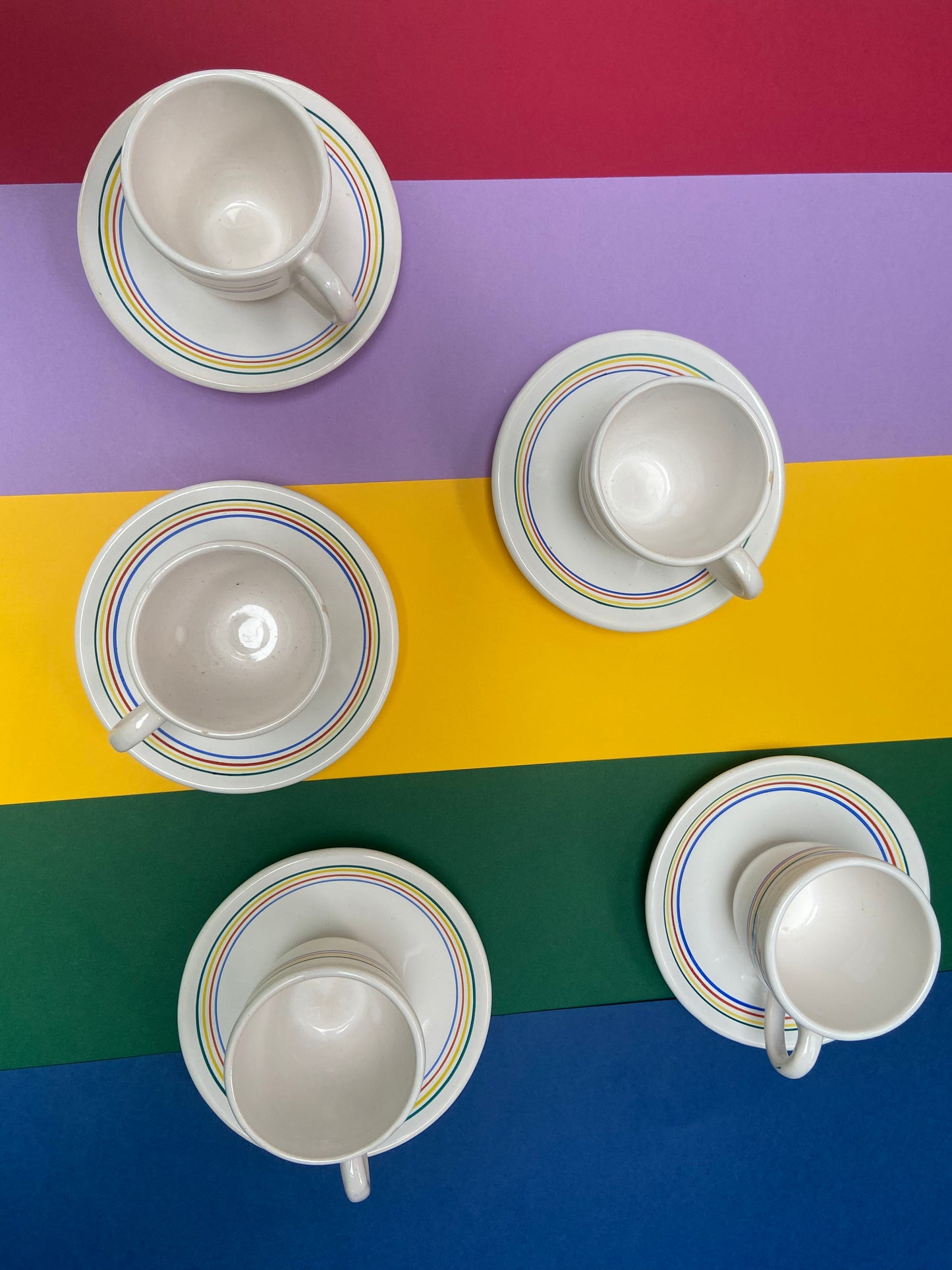 Tasse à expresso vintage Lignes couleurs primaires