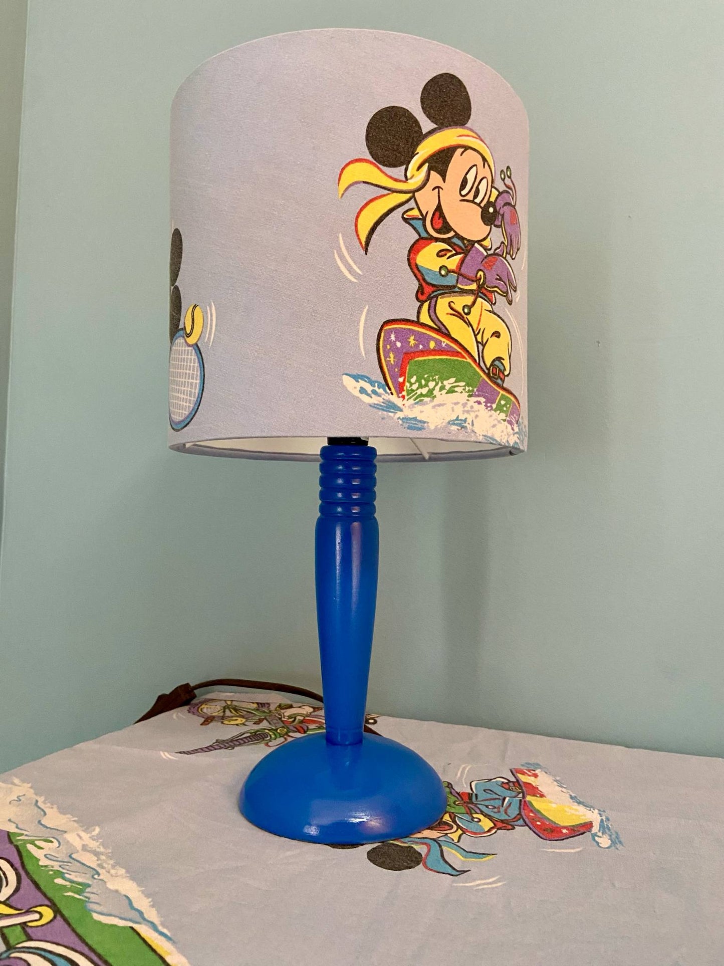 Lampe Créa CHACH pied bois bleu abat-jour MICKEY