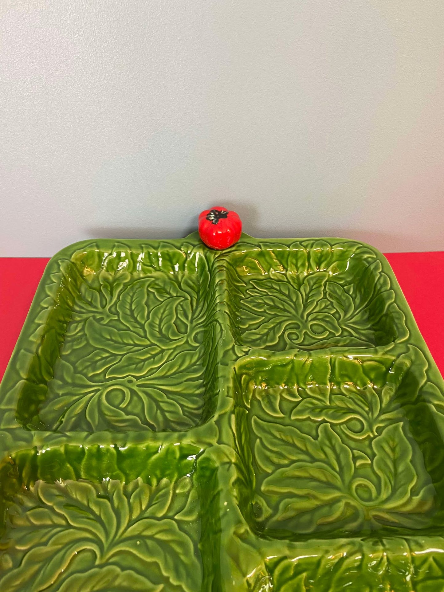 Plat compartimenté Barbotine SALADE/TOMATE