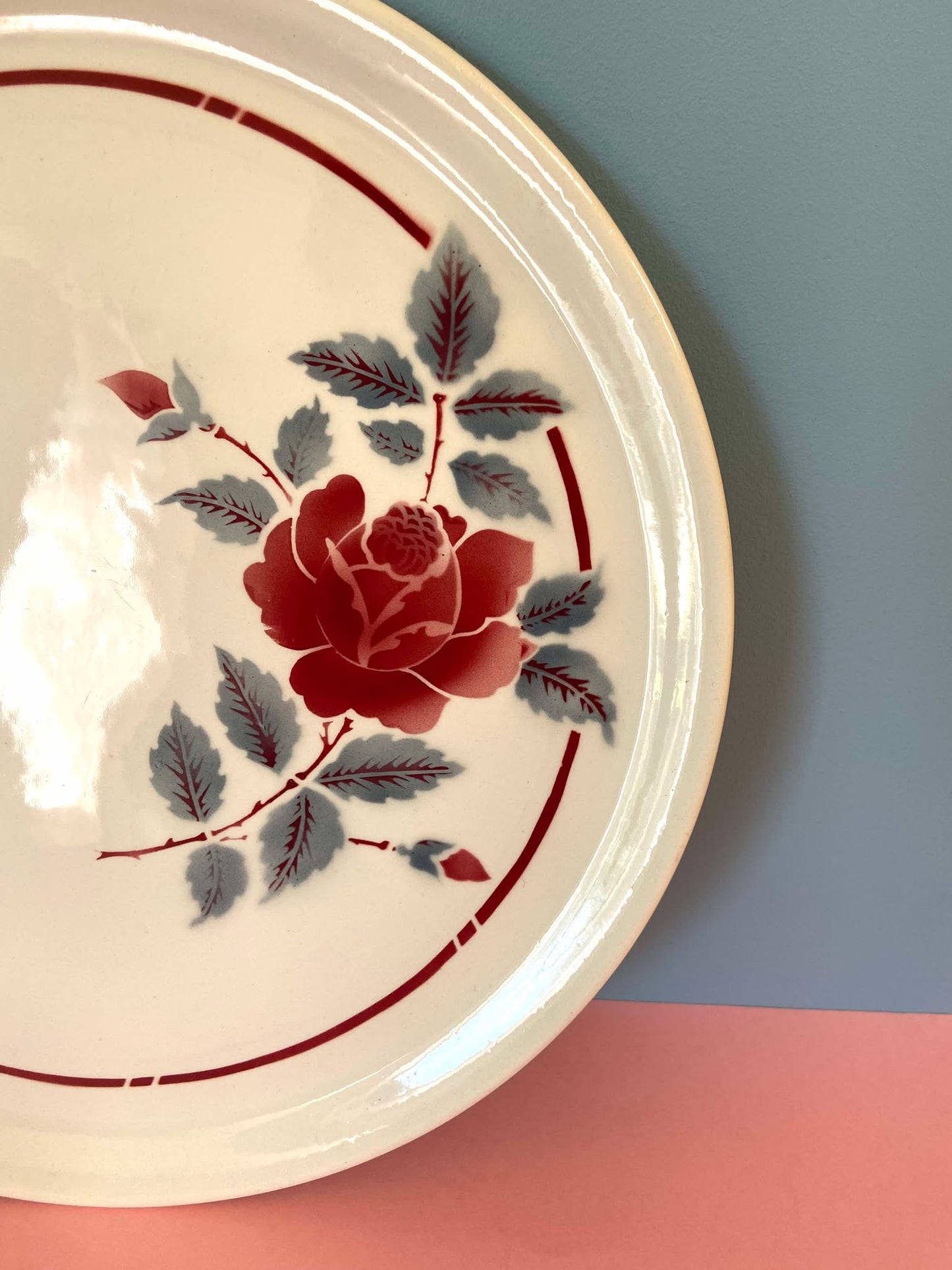 Plat de service Moulin des Loups motif floral