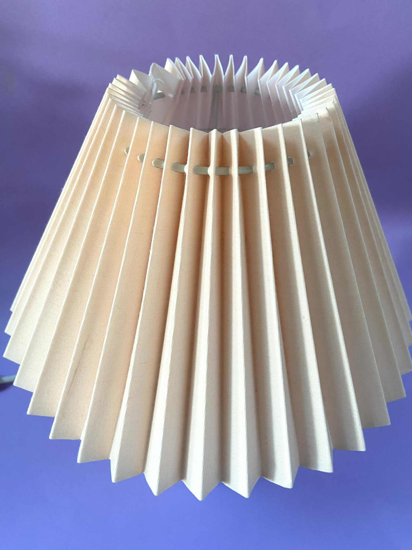 Lampe pied céramique marbré Bleu abat-jour plissé ROSE POUDRE