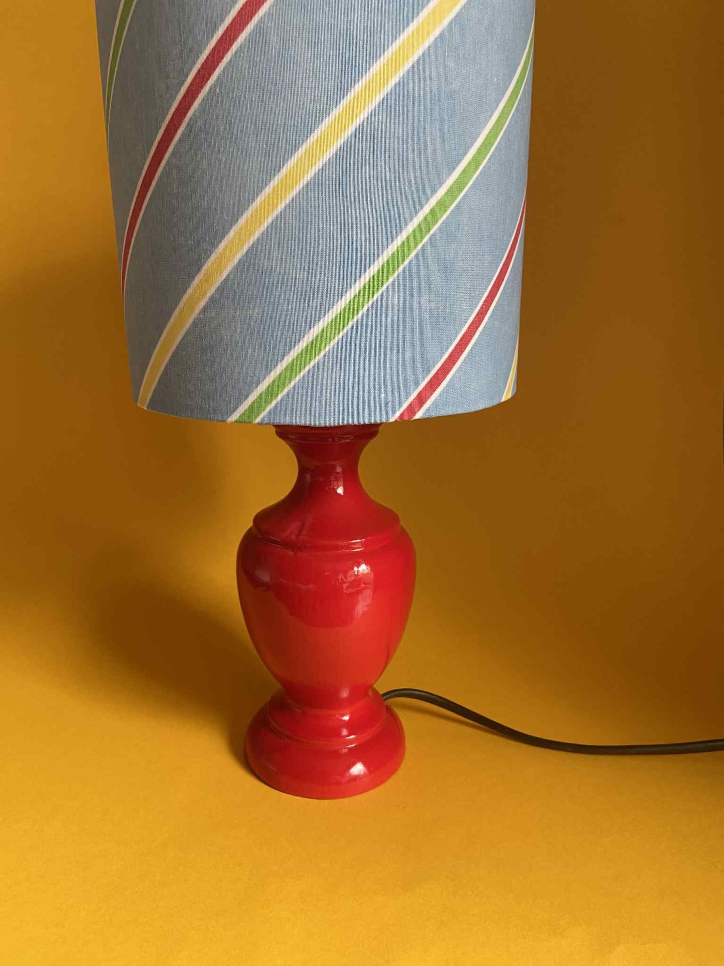 Lampe créa CHACH Lignes couleurs primaires OBLIQUES