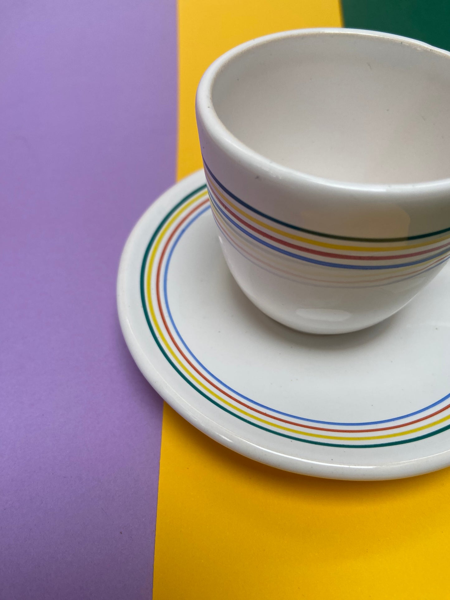 Tasse à expresso vintage Lignes couleurs primaires
