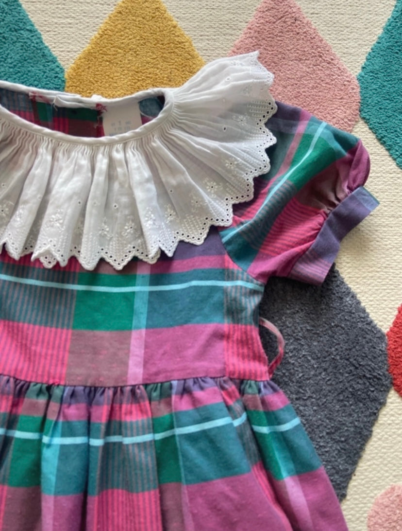 Robe vintage colerette brodée