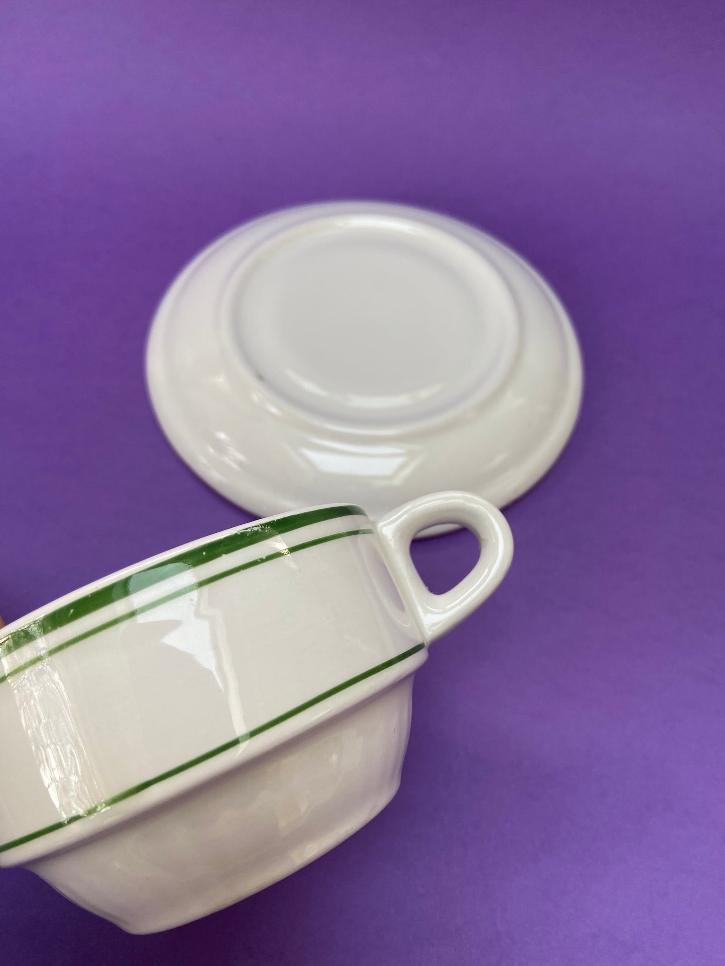 Tasse à café et sous tasse lignes VERT