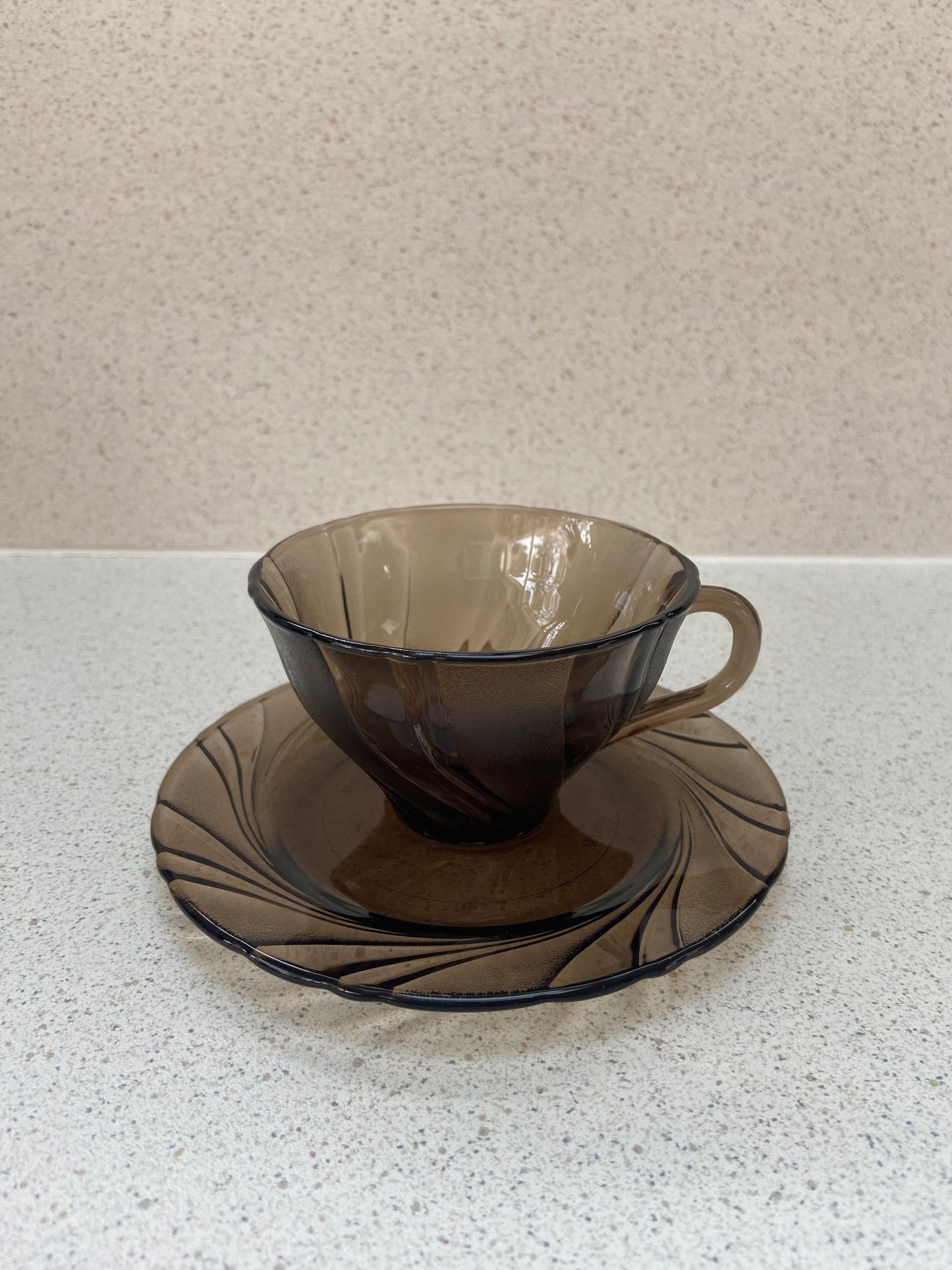 Tasse et sous tasse Vereco fumé TWIST