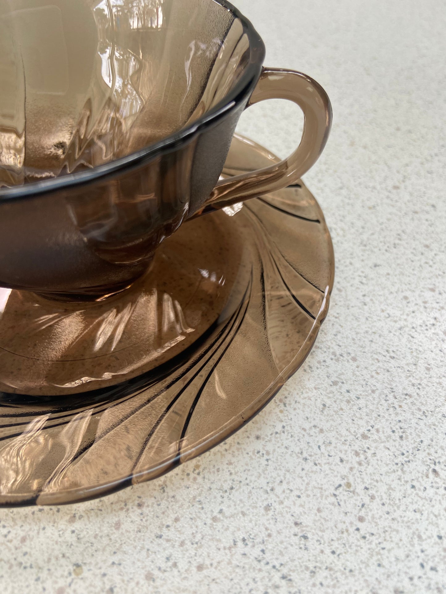 Tasse et sous tasse Vereco fumé TWIST