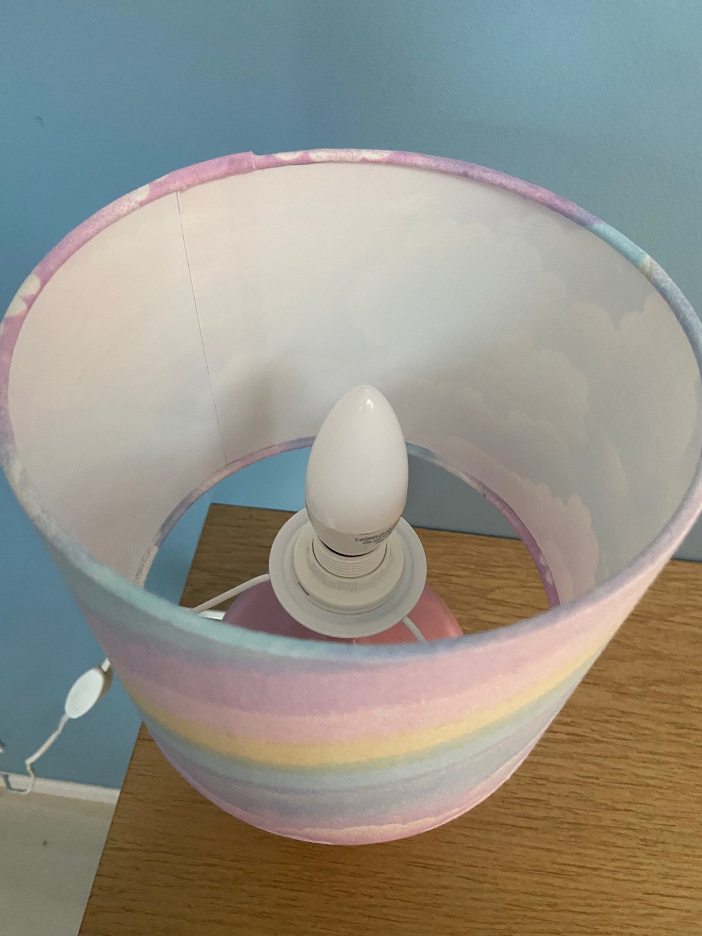 Lampe Créa CHACH pied céramique rose abat-jour ARC EN CIEL