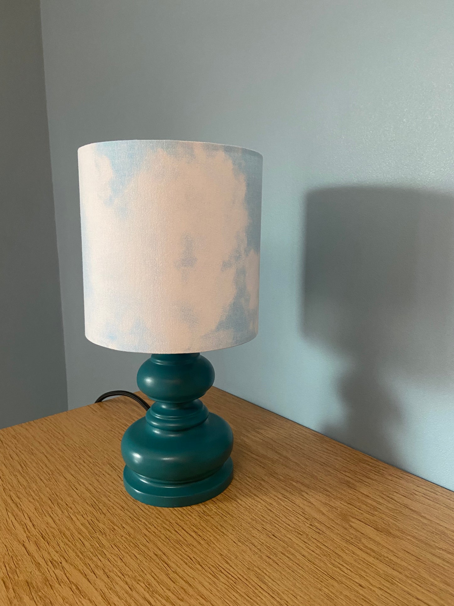 Lampe Créa CHACH pied bleu canard abat-jour CIEL