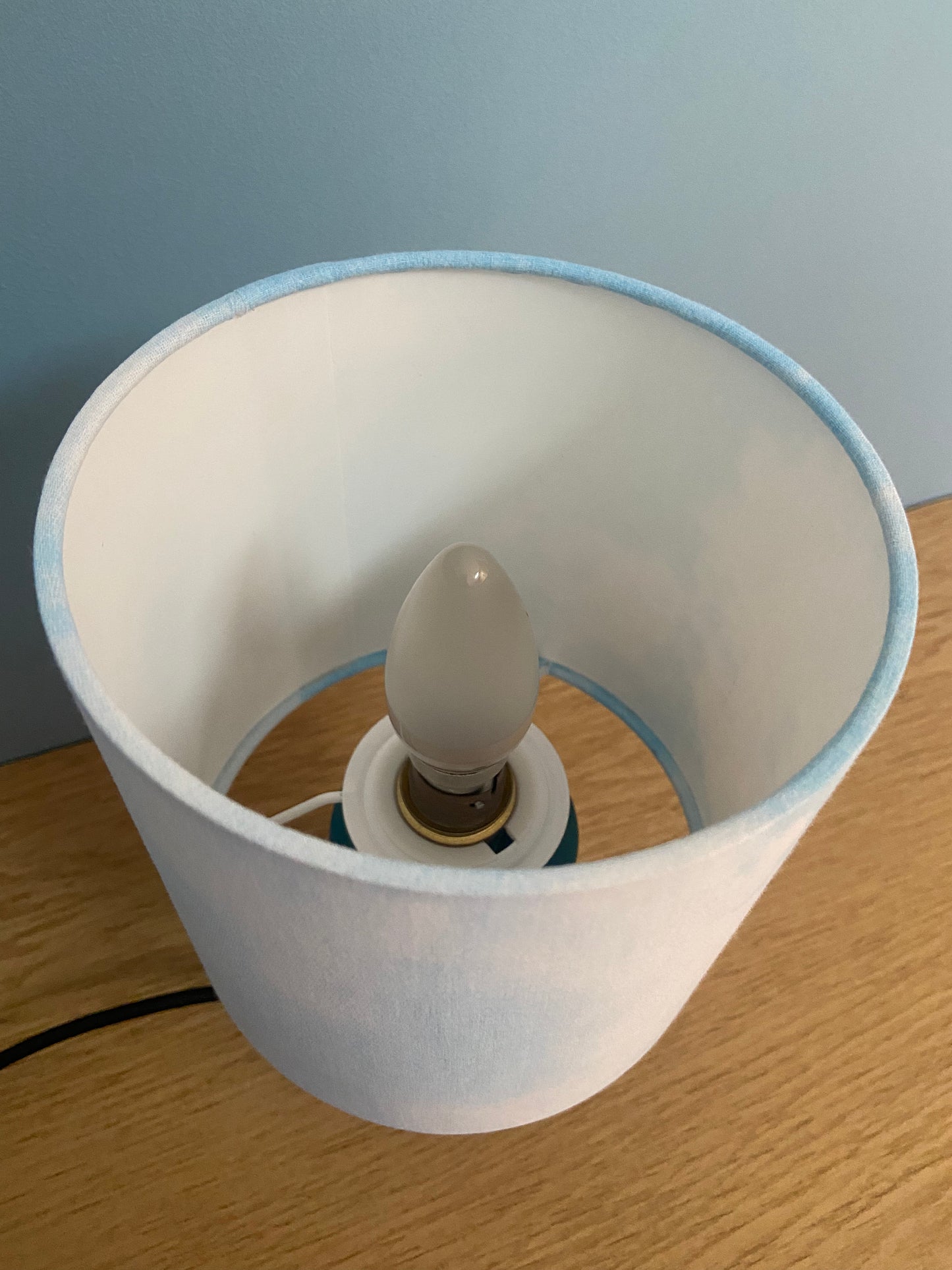 Lampe Créa CHACH pied bleu canard abat-jour CIEL