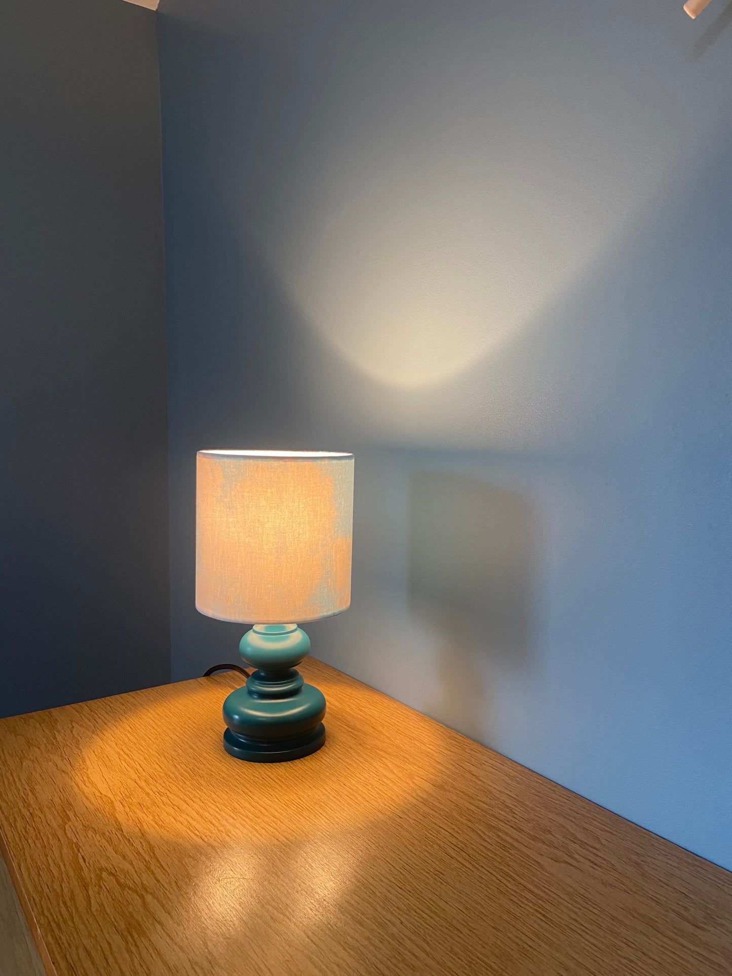 Lampe Créa CHACH pied bleu canard abat-jour CIEL