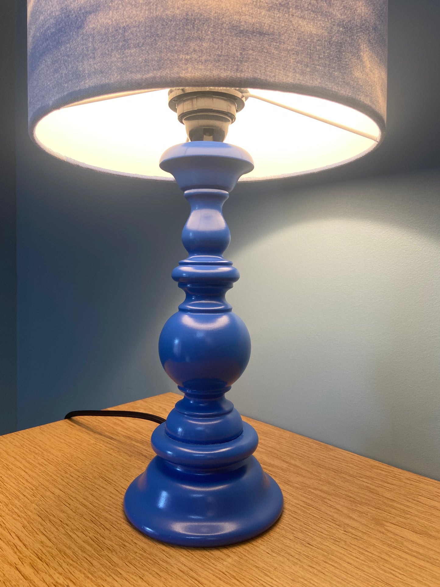 Lampe Créa CHACH pied bleu abat-jour CIEL