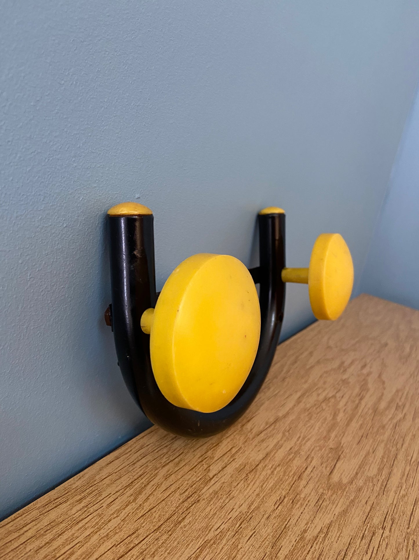 Patère métal vintage 2 accroches JAUNE