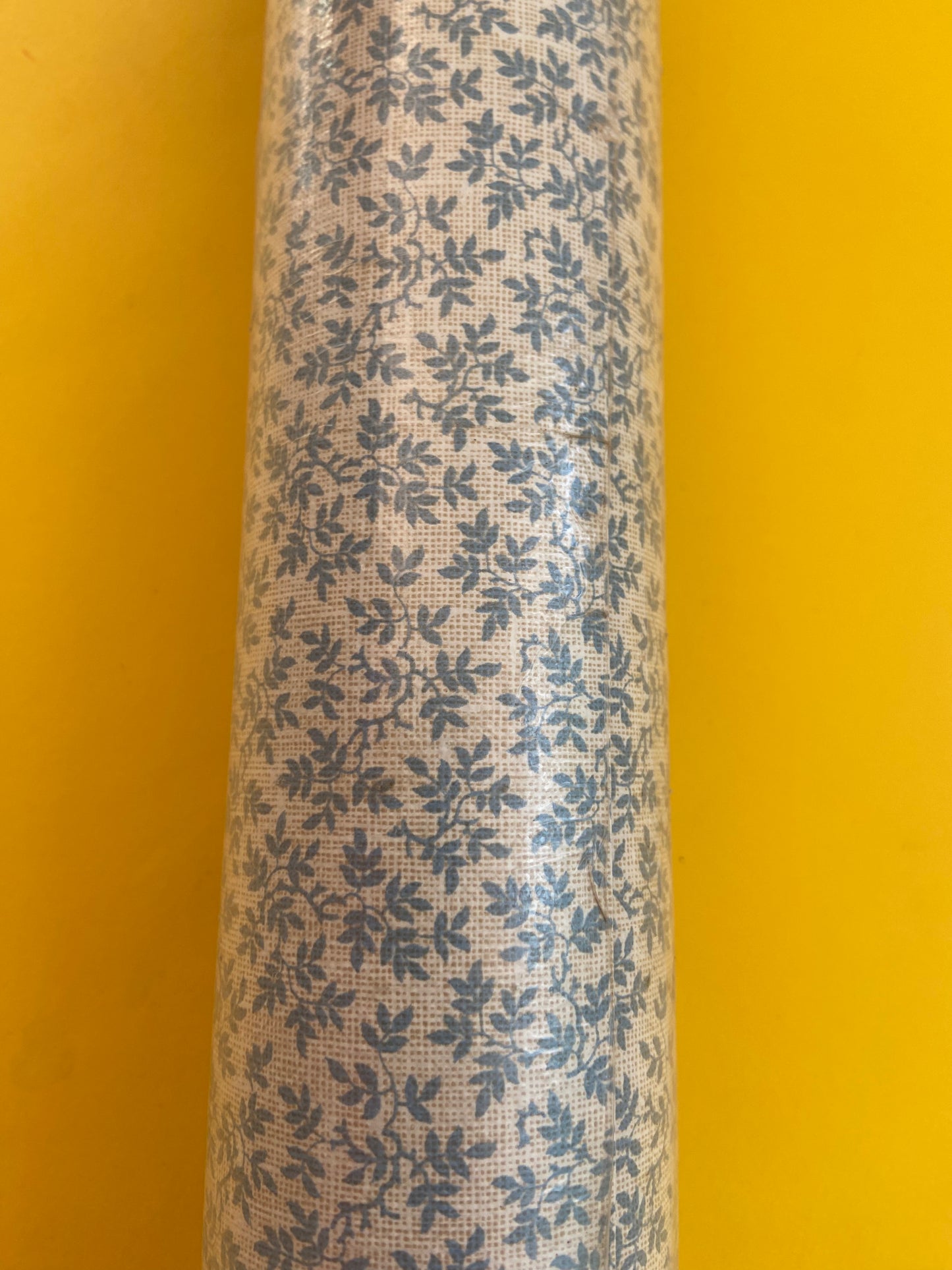 Rouleau de tapisserie vintage motif FLORAL