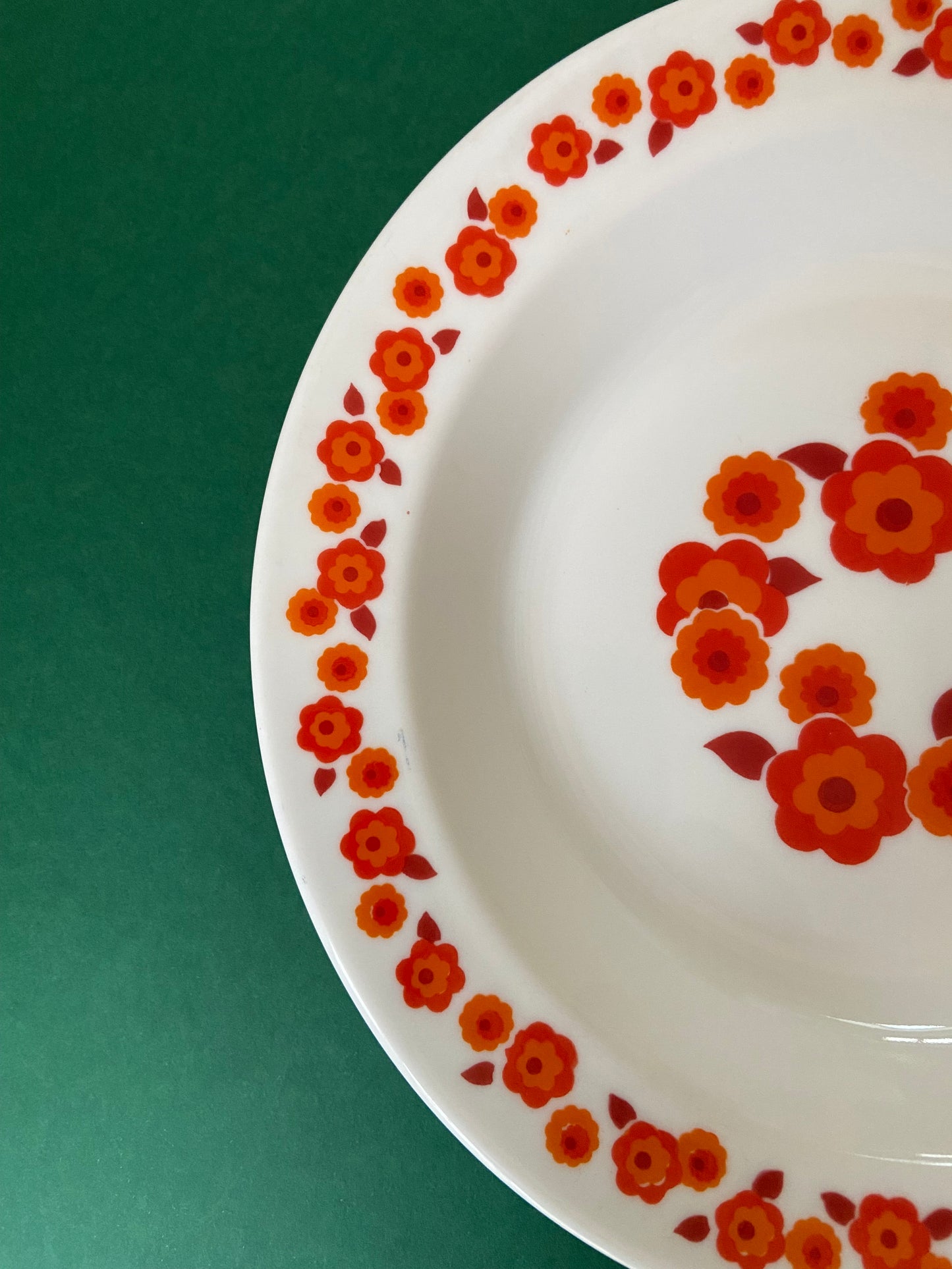 Assiette creuse Arcopal LOTUS