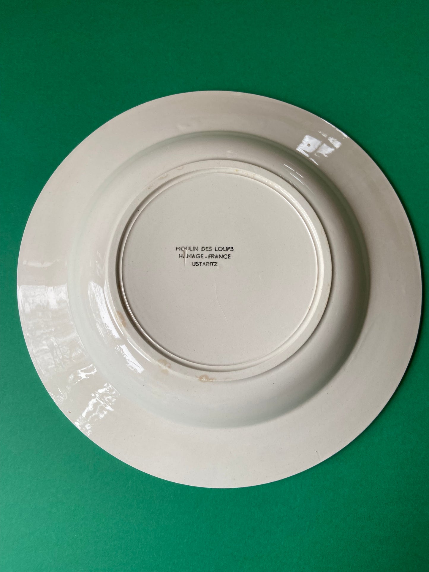 MOULIN DES LOUPS deep plate USTARITZ model