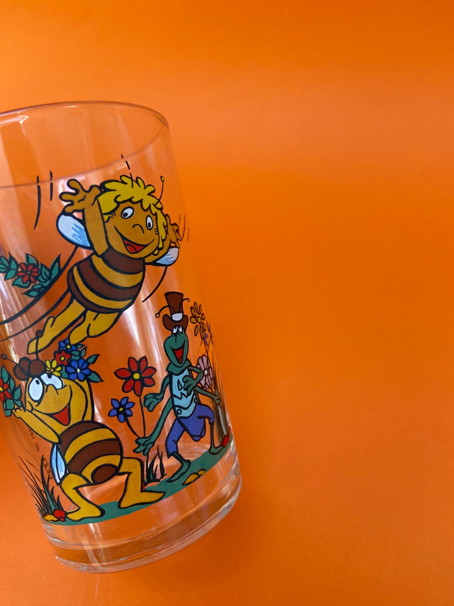 MAYA the bee glass from the 80s