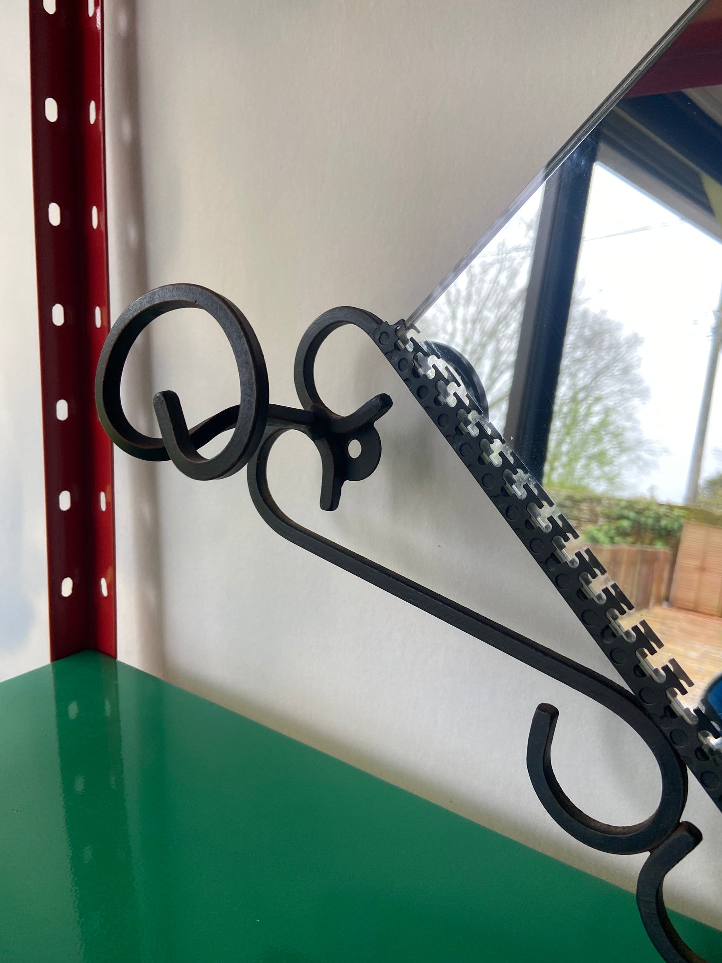 Diamond mirror wrought iron structure with 3 hooks