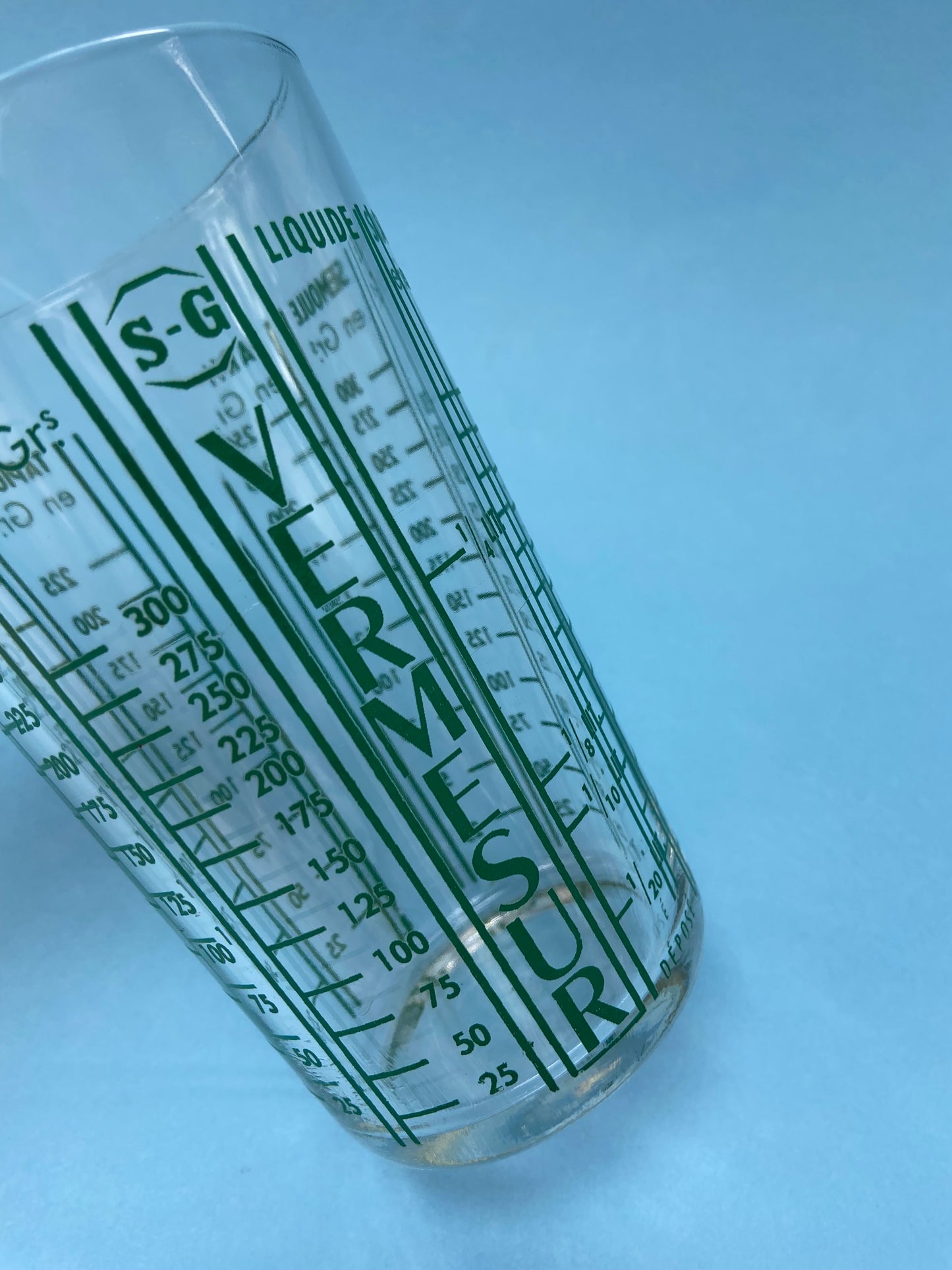 VERMESUR France measuring cup