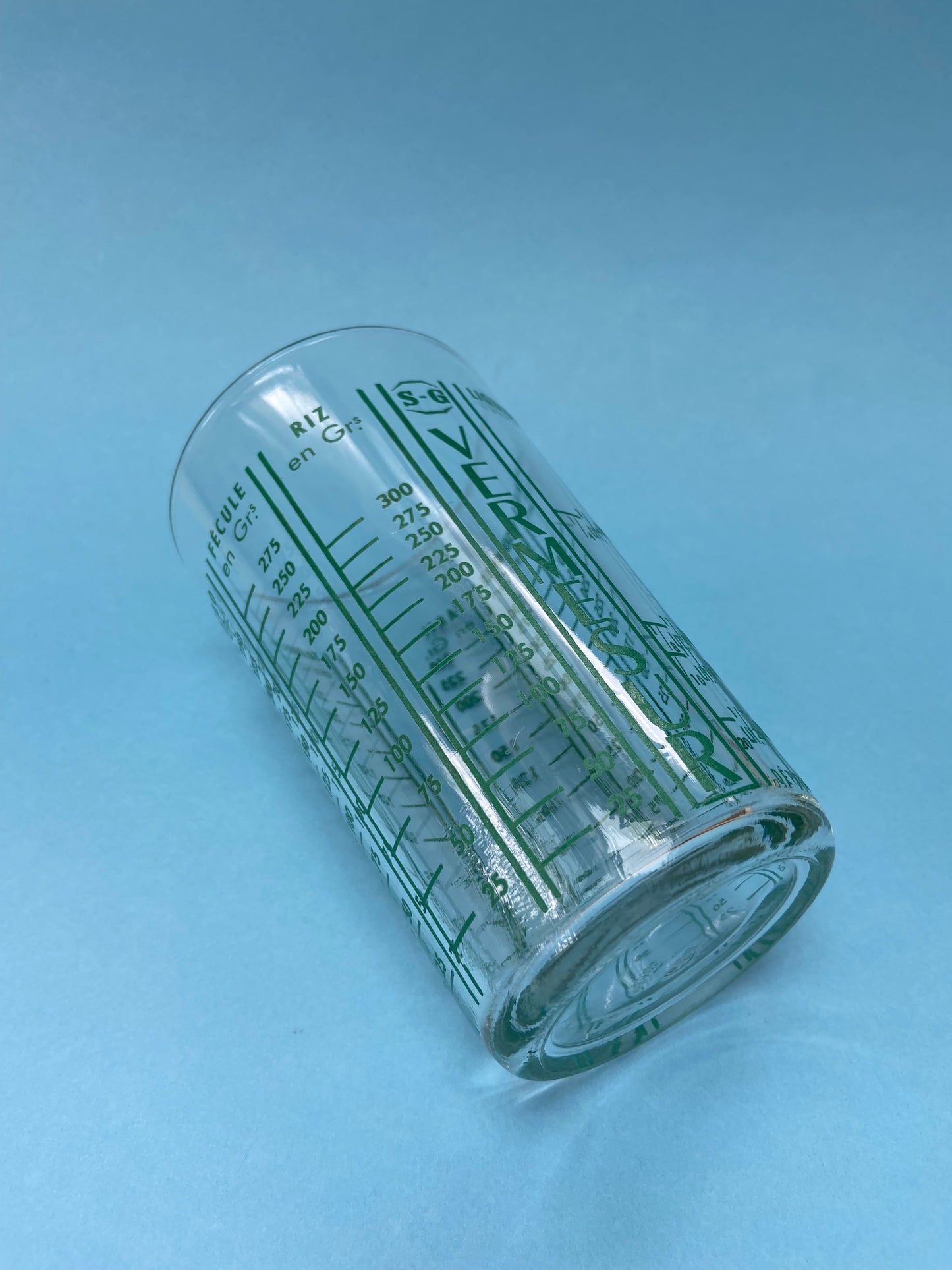 VERMESUR France measuring cup