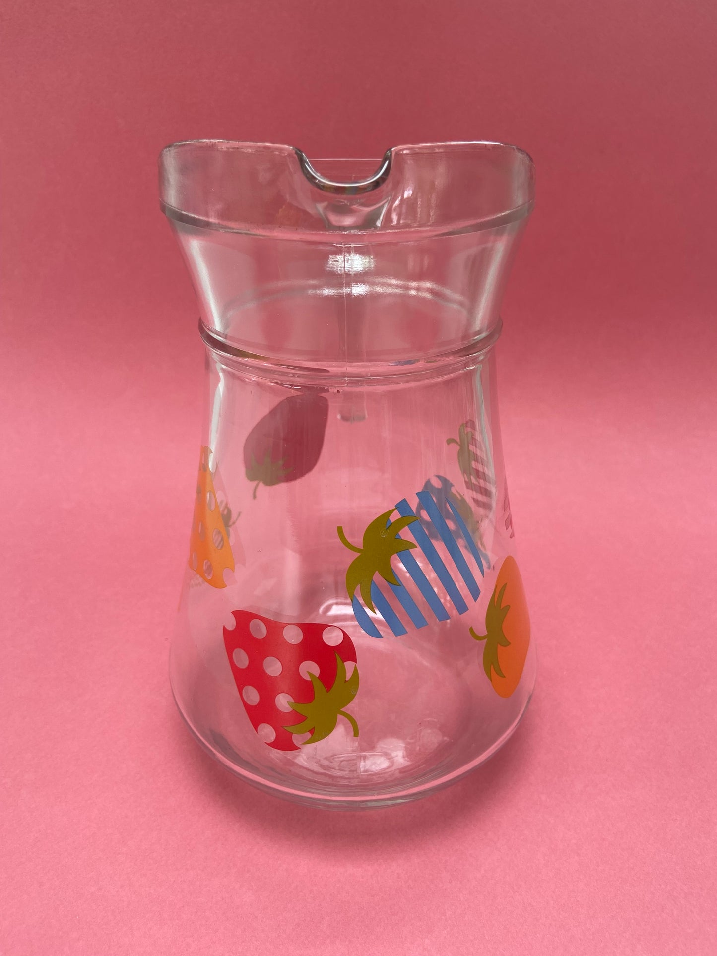 STRAWBERRY lemonade service