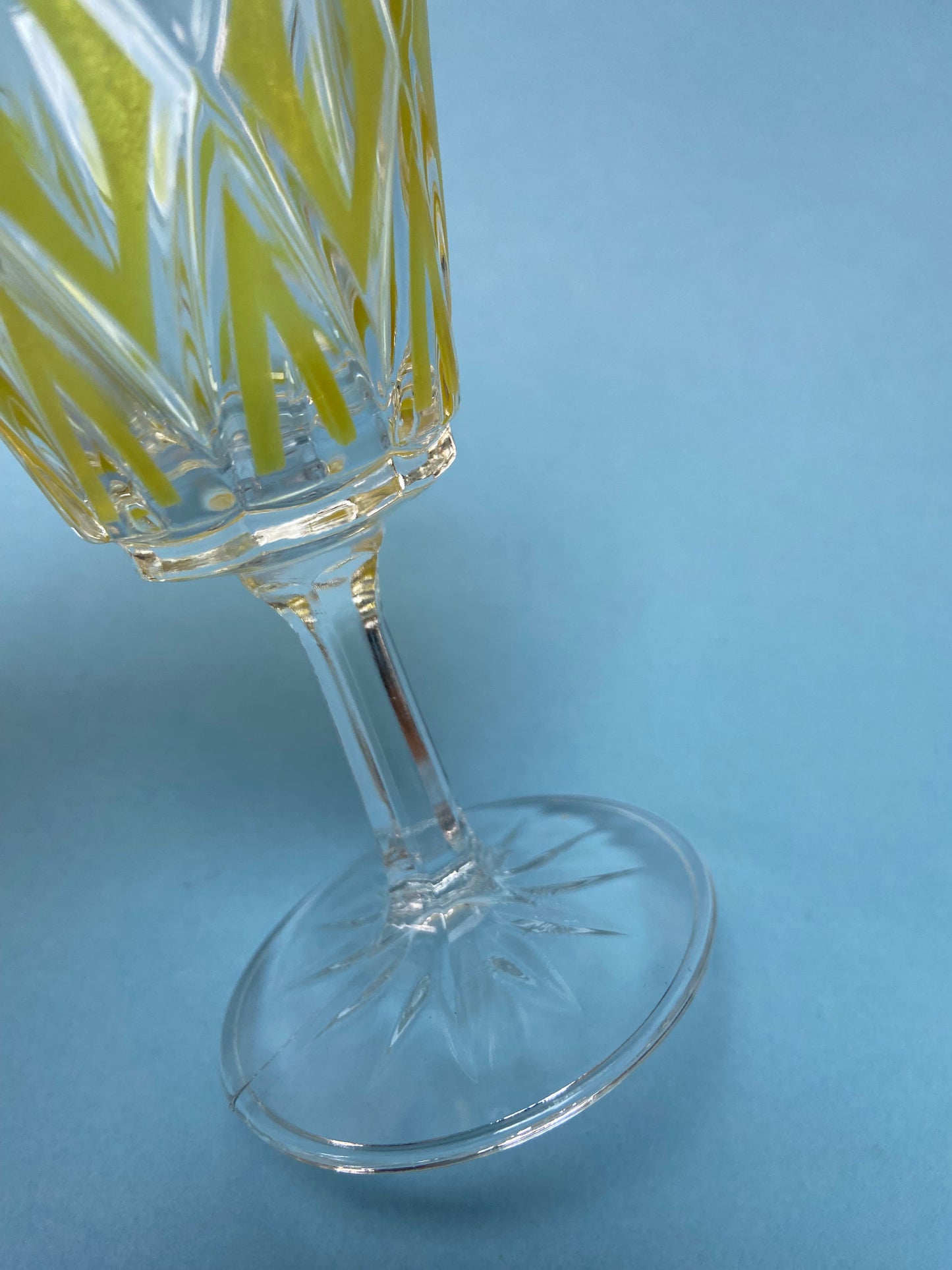 Small ARLEQUIN wine glass, Reims crystal