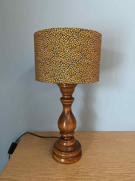 Lampe CHACH créa pied brut abat-jour LEOPARD