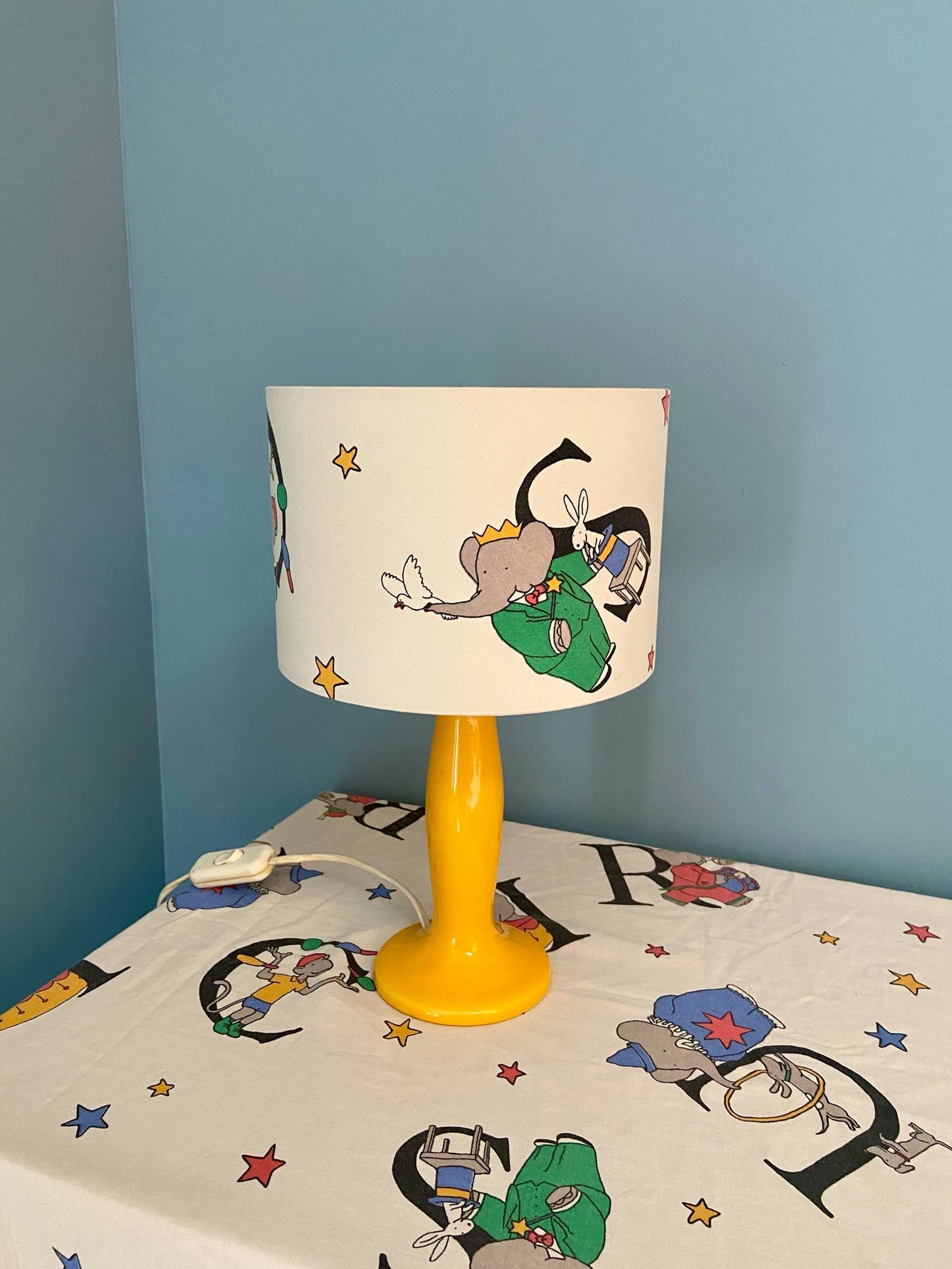 Lampe créa CHACH pied céramique jaune abat-jour BABAR