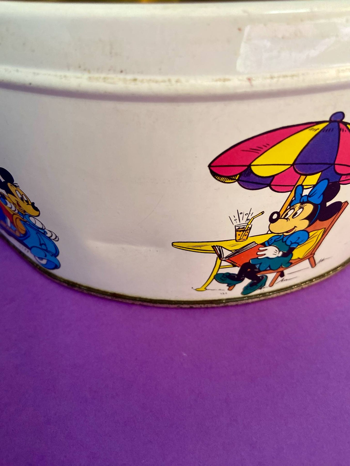 Boîte métal vintage MICKEY ET CIE