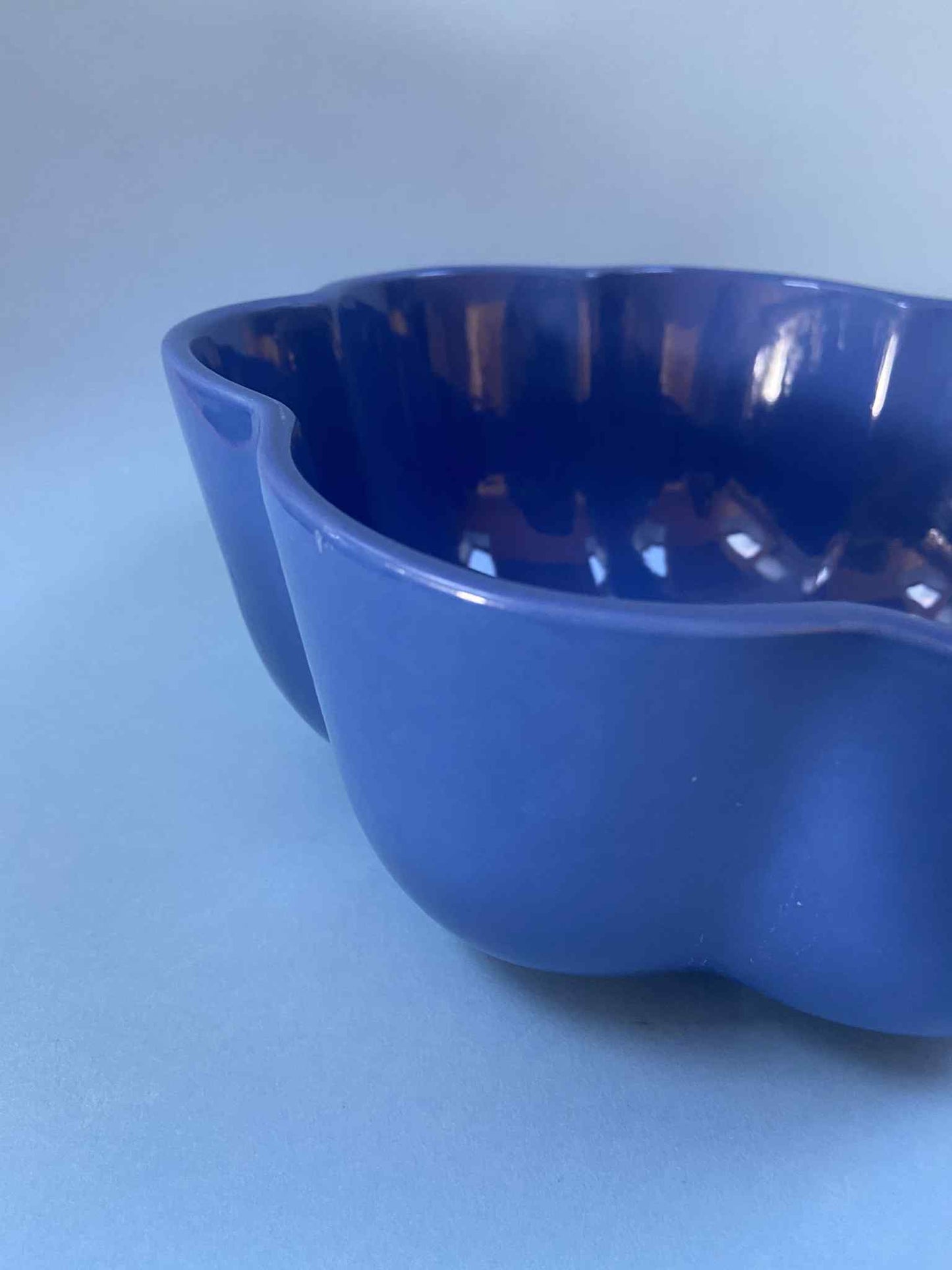 Grand saladier céramique ondulé BLEU