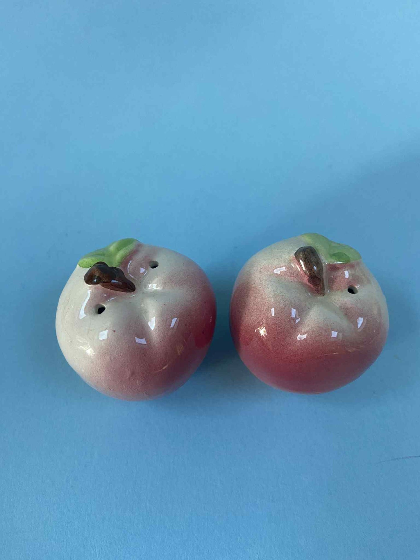 Duo salière poivrier céramique vintage POMME